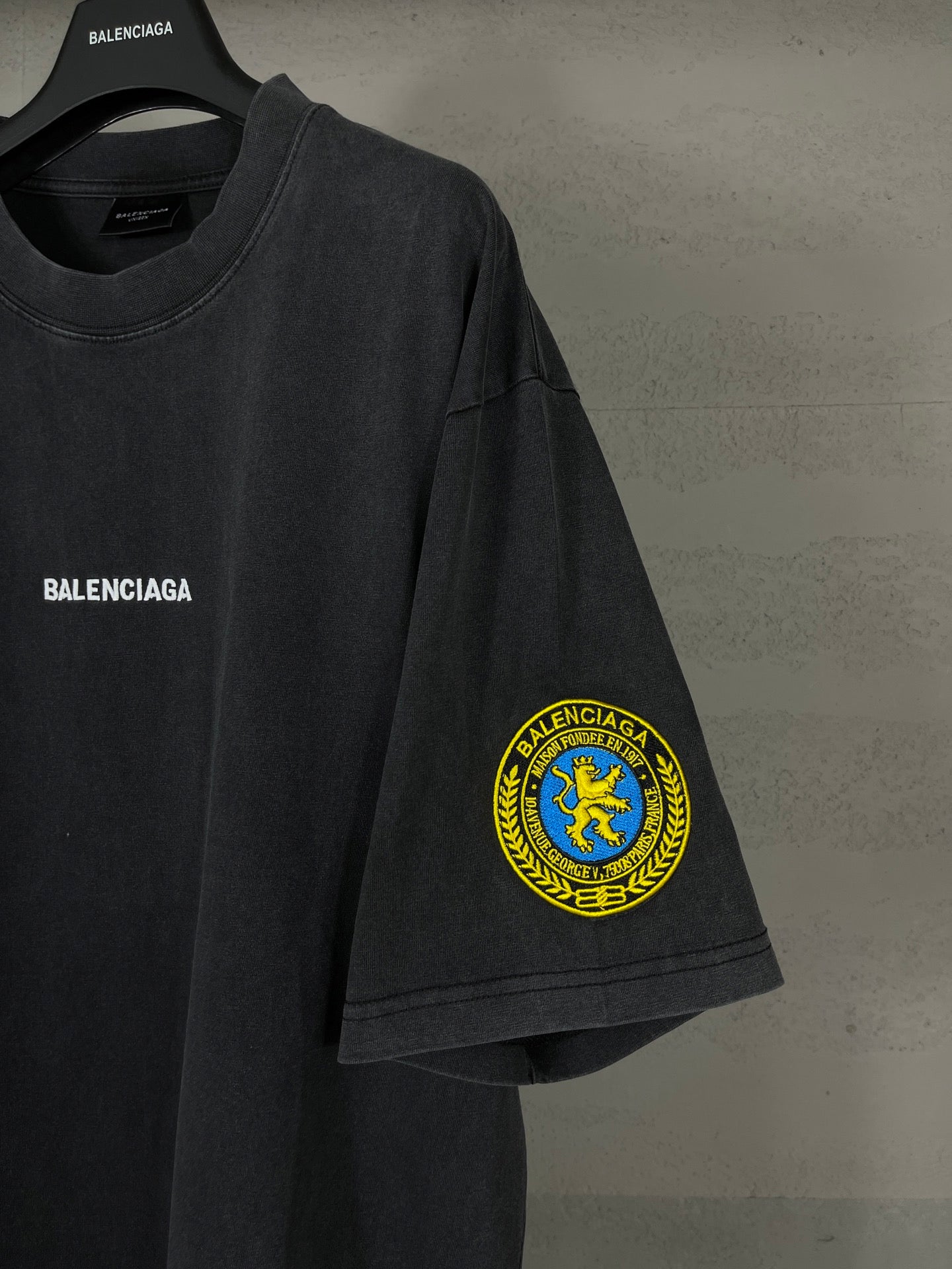 LuxluxHouse Best Quality Clothes Balenciaga T-shirt