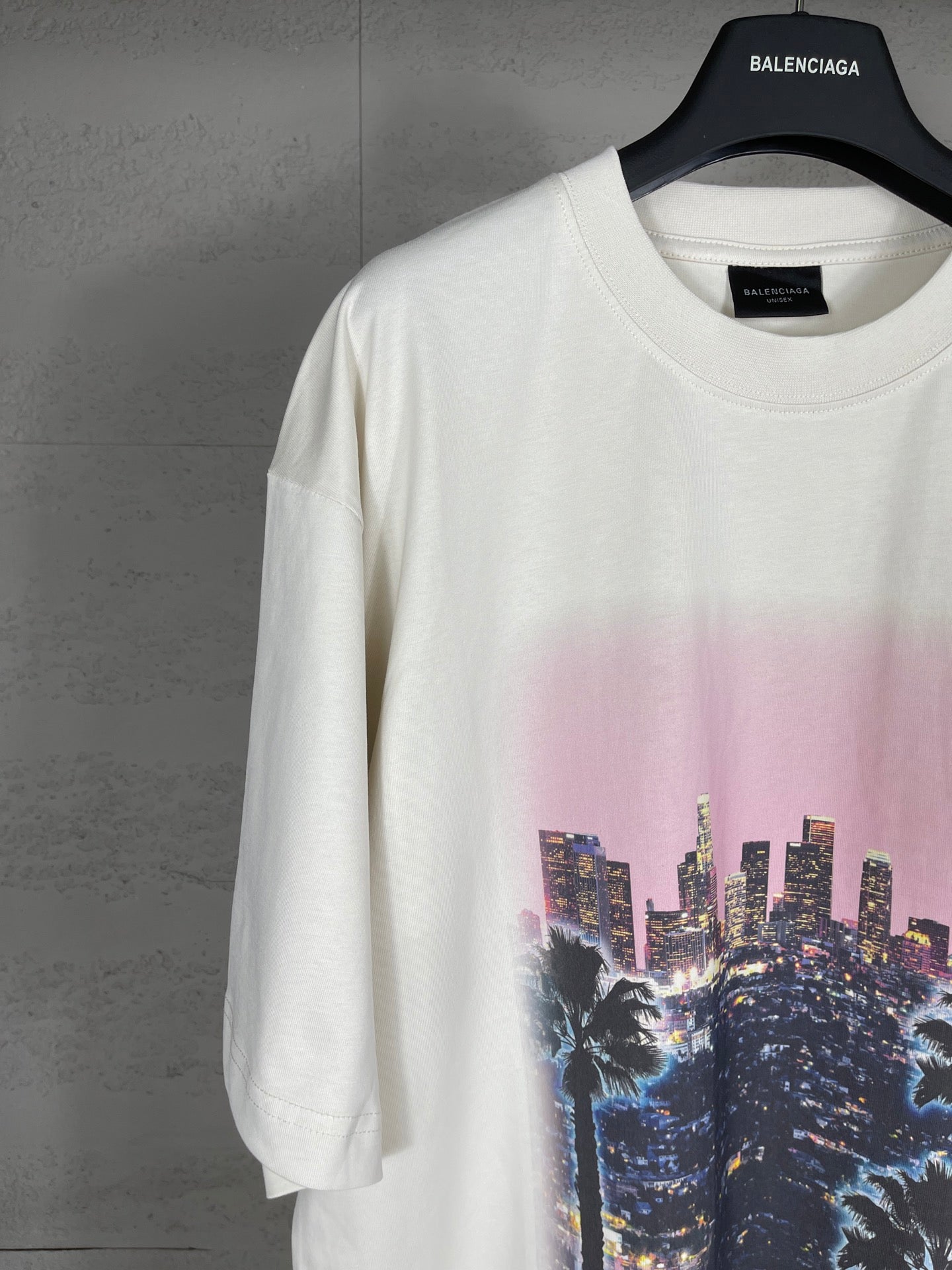 LuxluxHouse Best Quality Clothes Balenciaga T-shirt