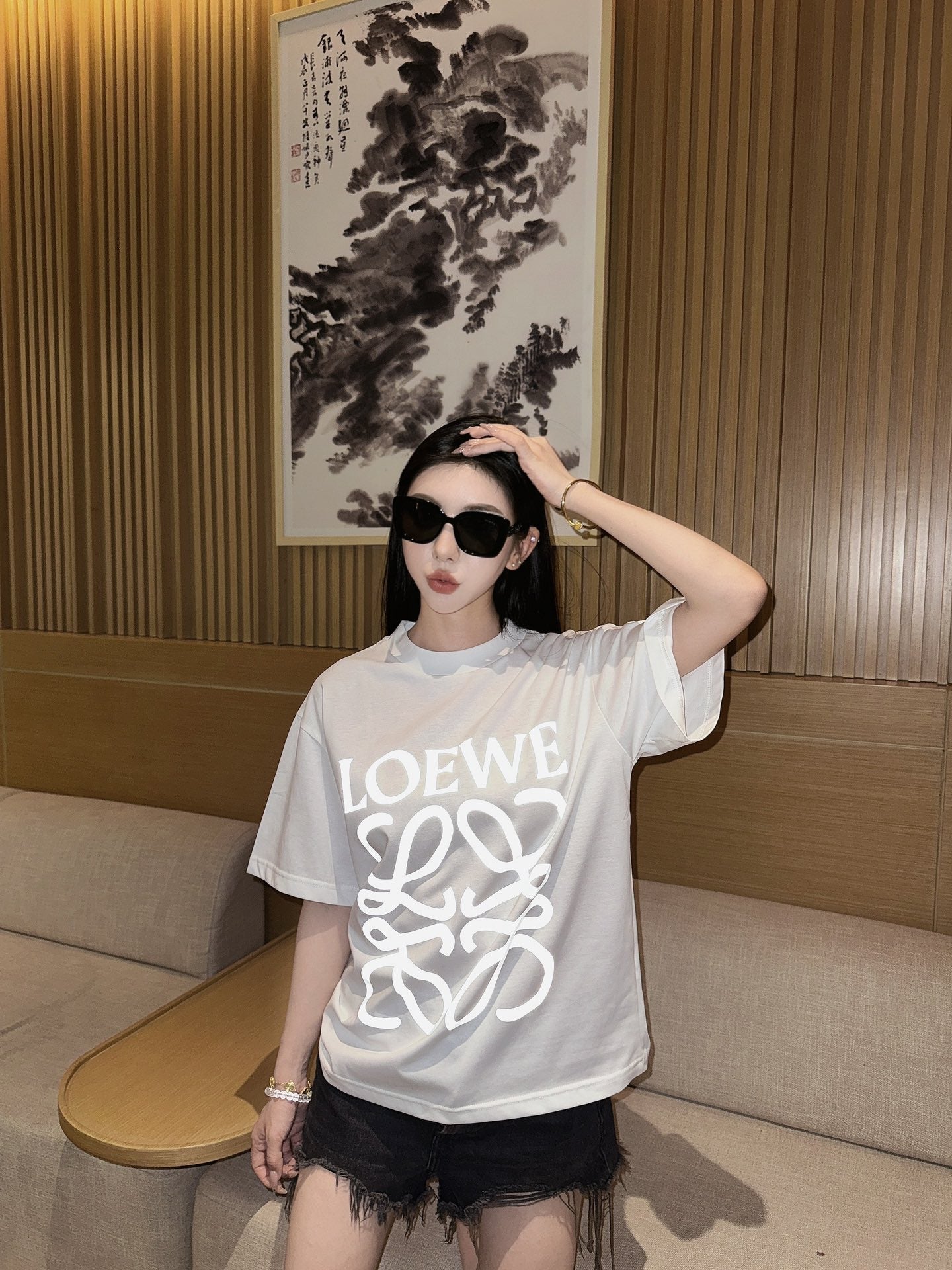 LuxluxHouse Best Quality Clothes T-shirt Loewe