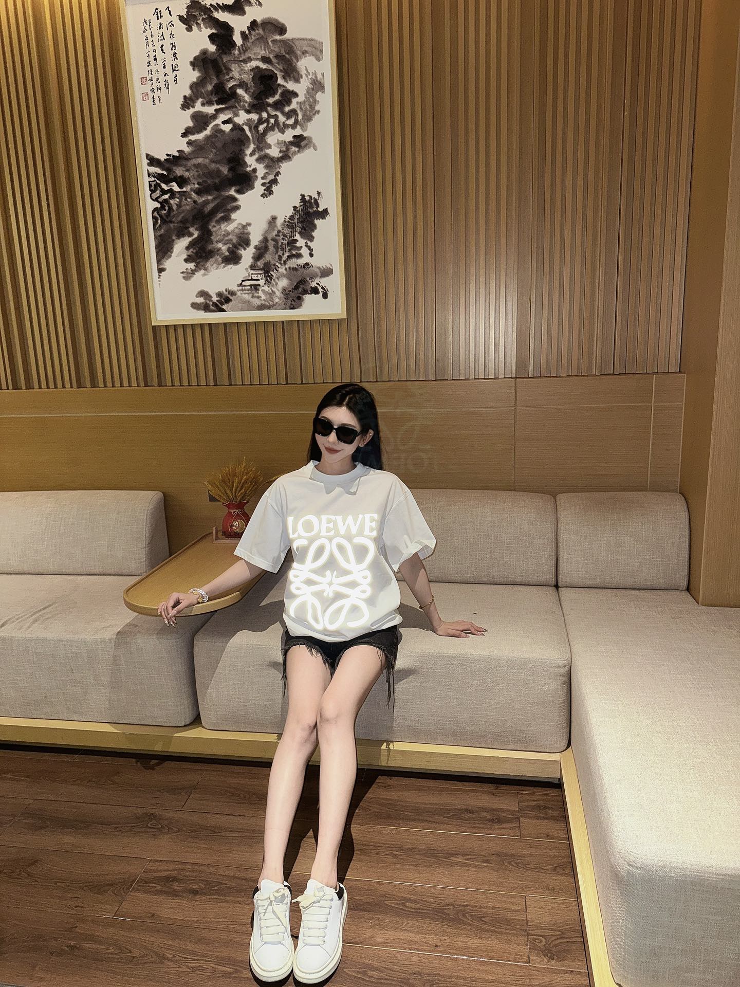 LuxluxHouse Best Quality Clothes T-shirt Loewe