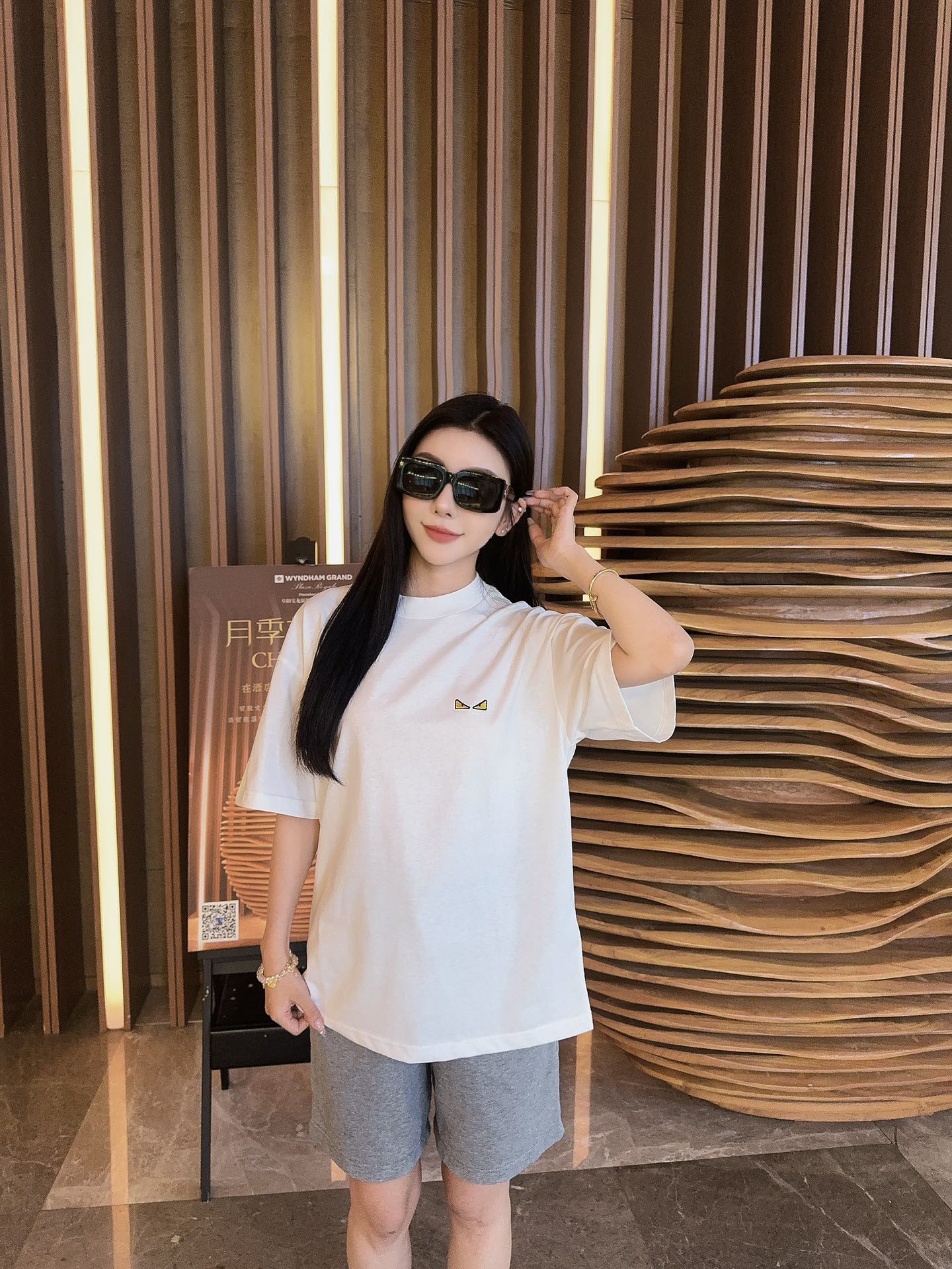 LuxluxHouse Best Quality Clothes Fendi T-shirt