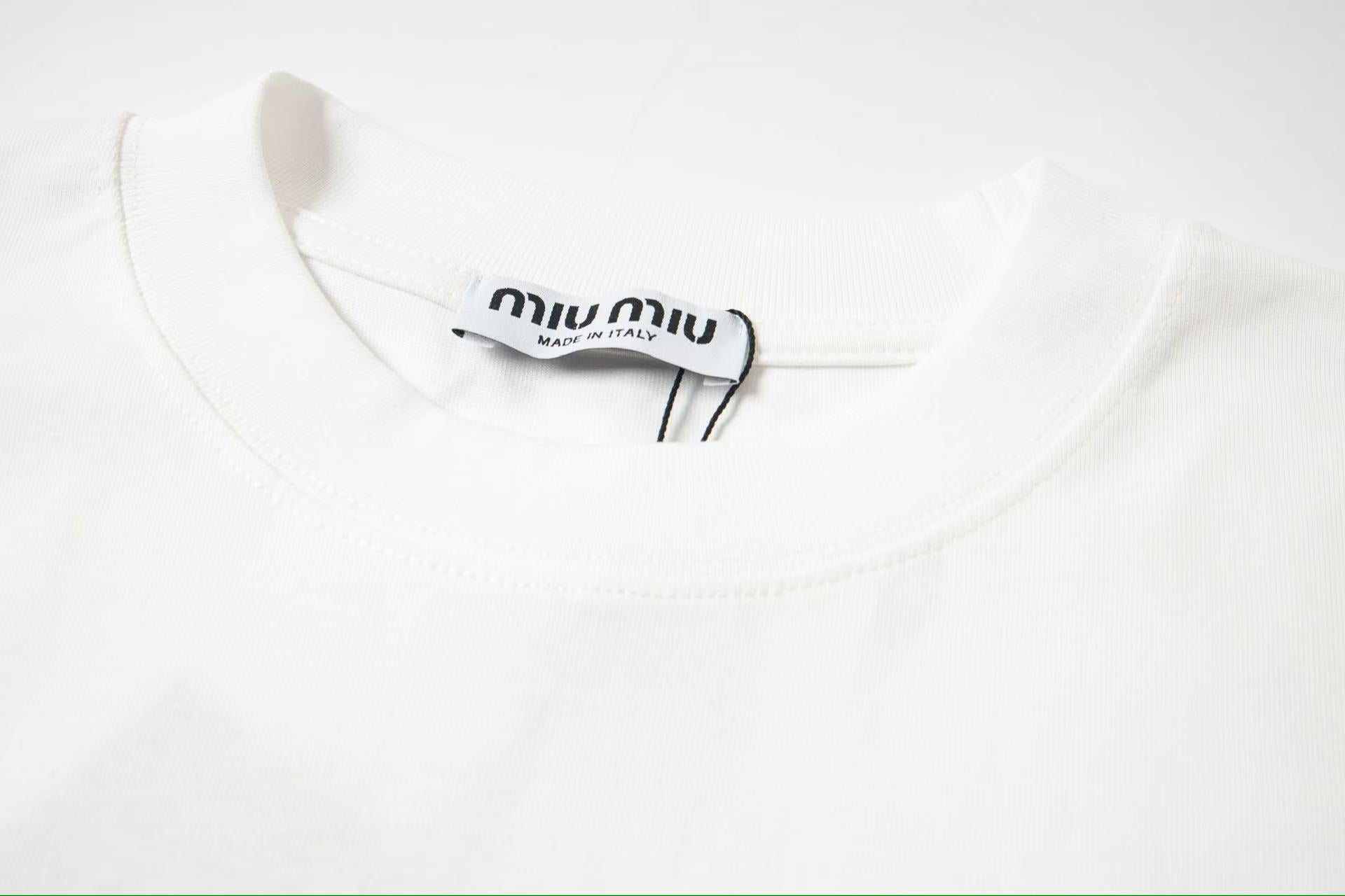 LuxluxHouse Best Quality Clothes Miu Miu T-shirt