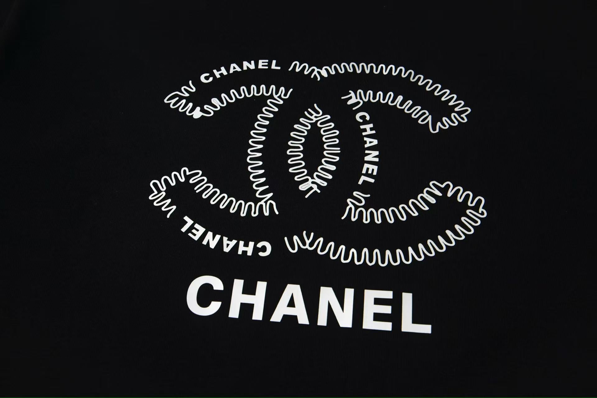 LuxluxHouse Best Quality Clothes T-shirt Chanel & Maison Margiela
