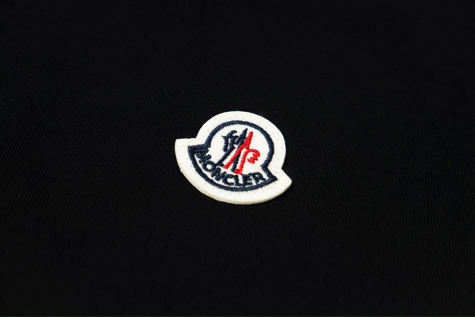 LuxluxHouse Best Quality Clothes T-shirt Moncler