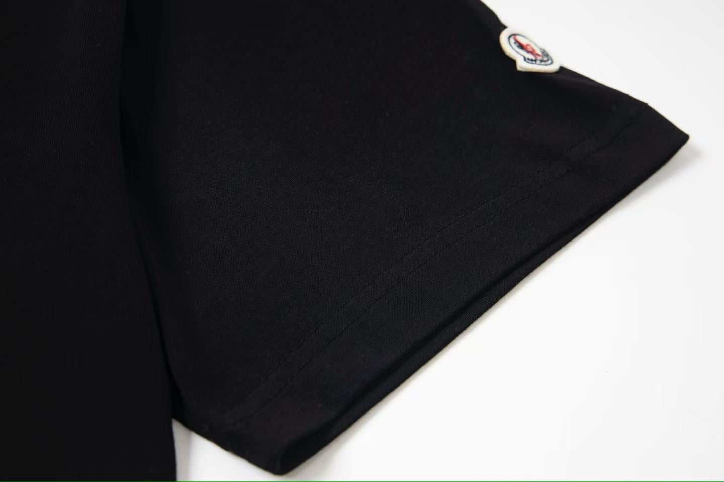 LuxluxHouse Best Quality Clothes T-shirt Moncler