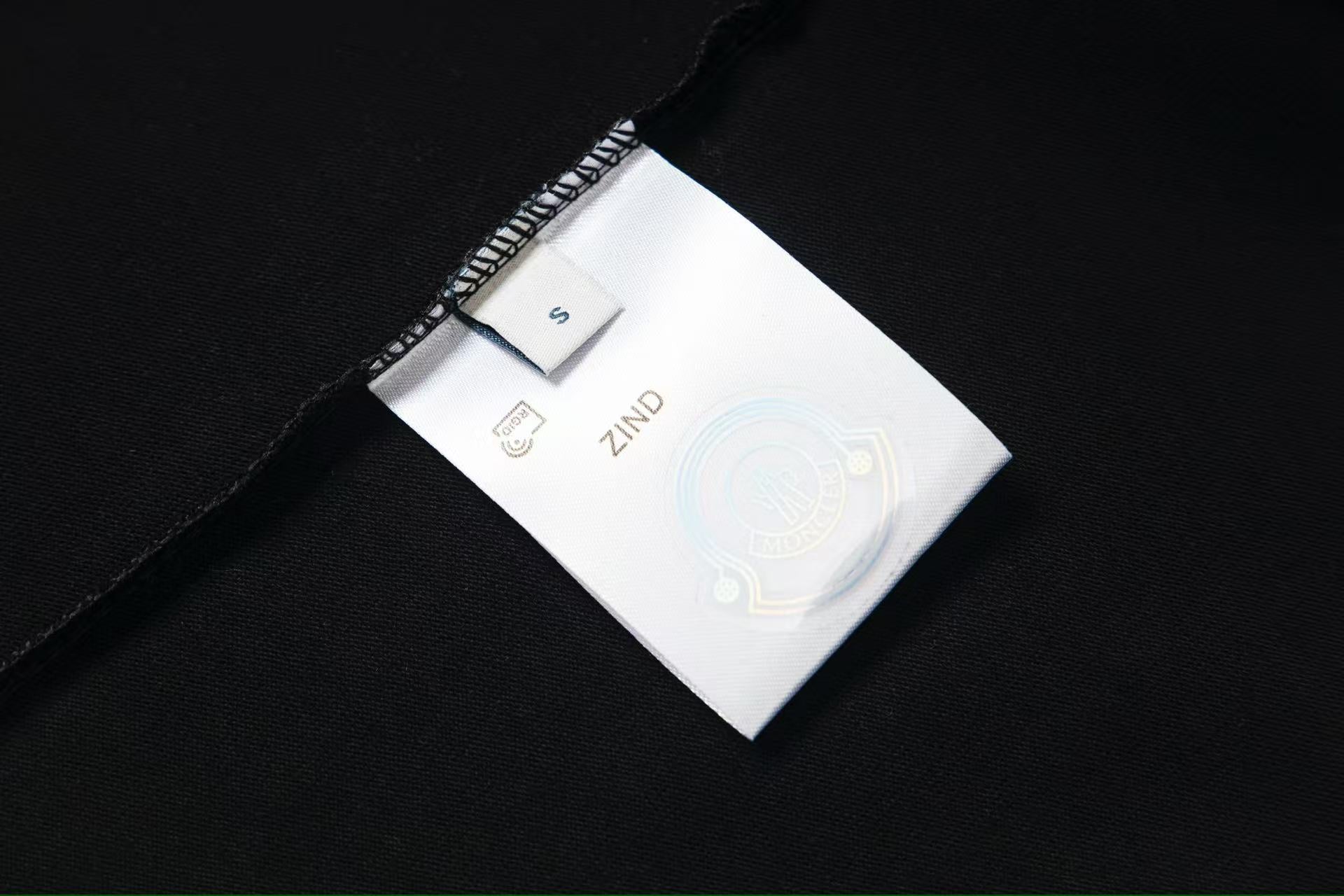 LuxluxHouse Best Quality Clothes T-shirt Moncler