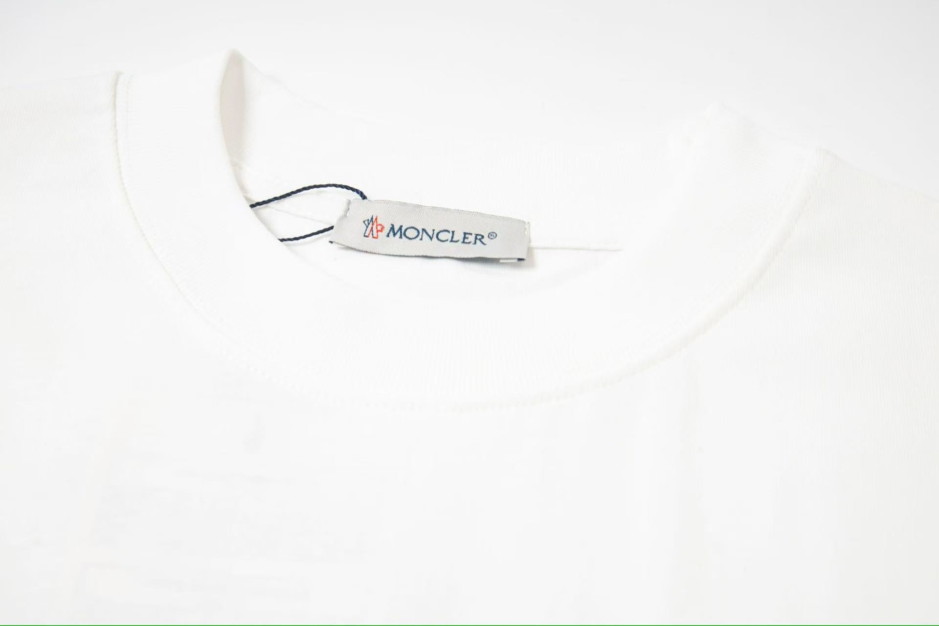 LuxluxHouse Best Quality Clothes T-shirt Moncler