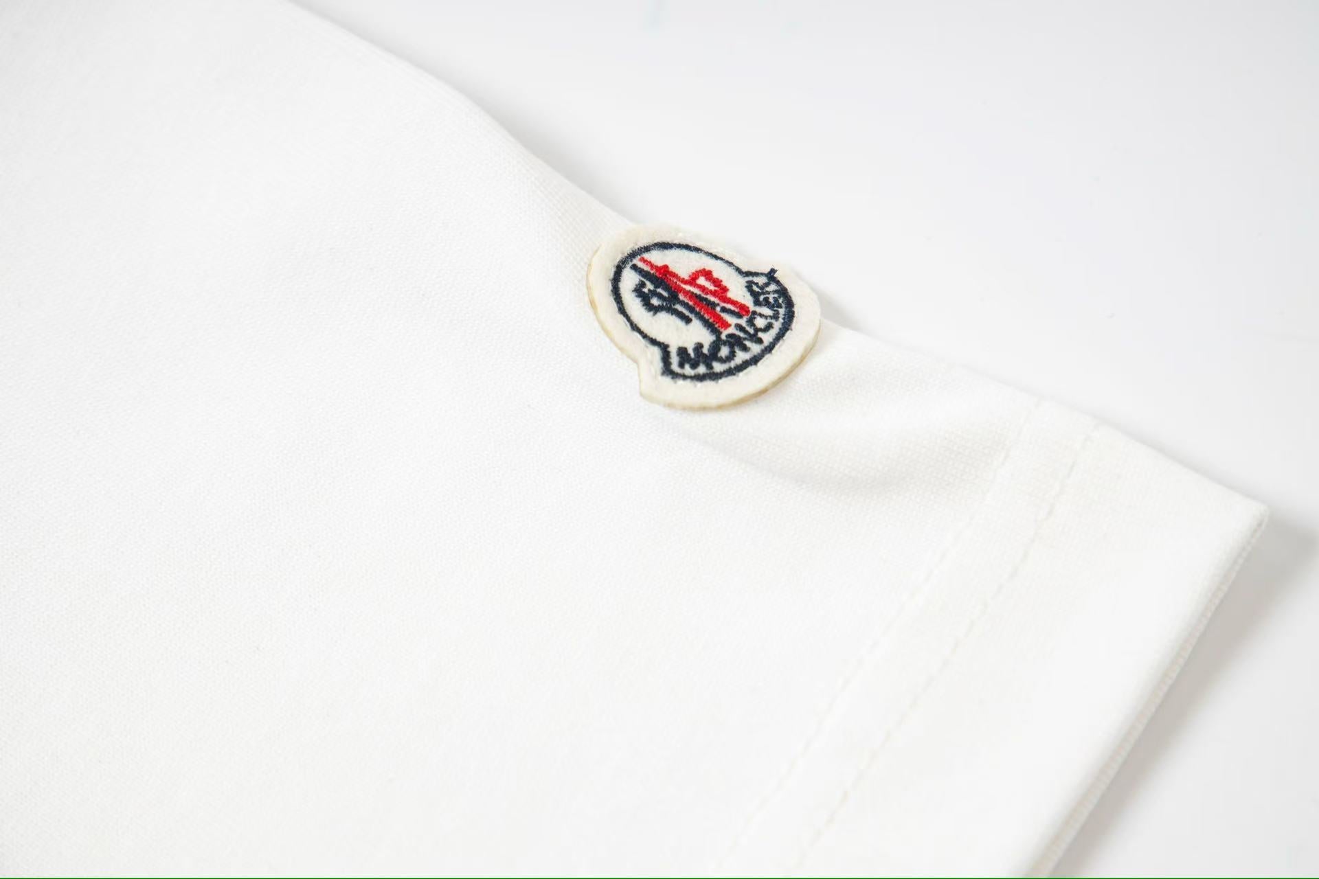 LuxluxHouse Best Quality Clothes T-shirt Moncler
