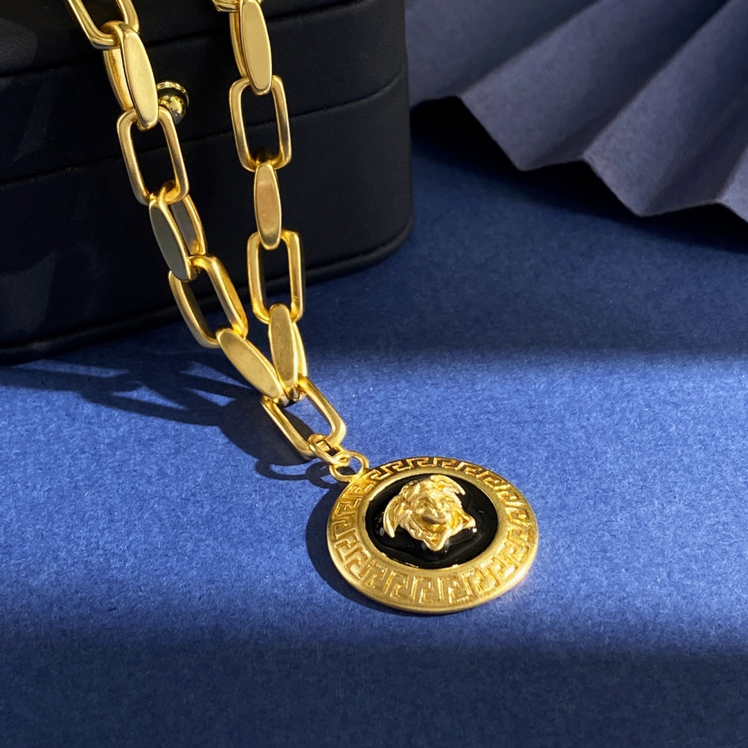 LuxluxHouse Best Quality Accessories Versace