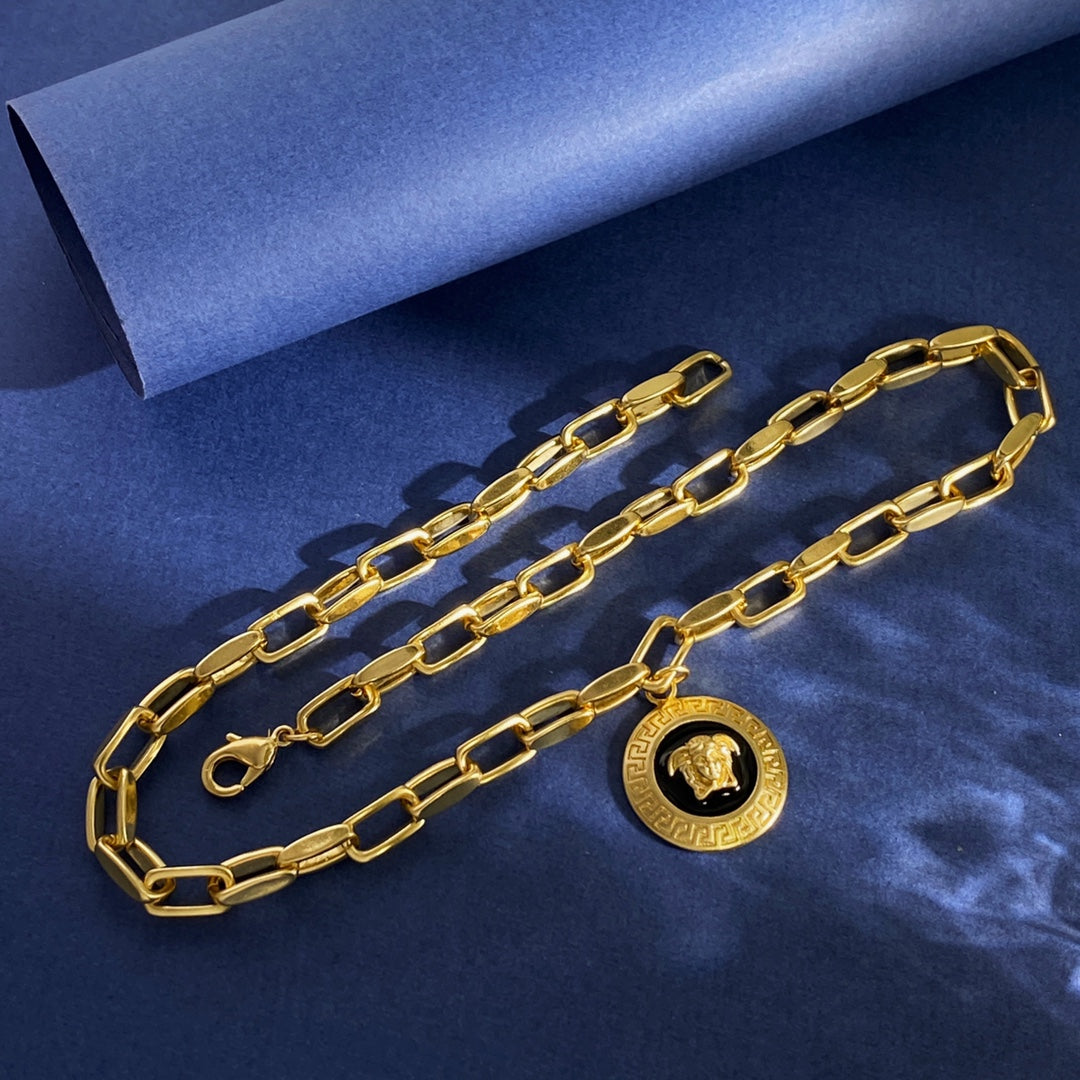 LuxluxHouse Best Quality Accessories Versace