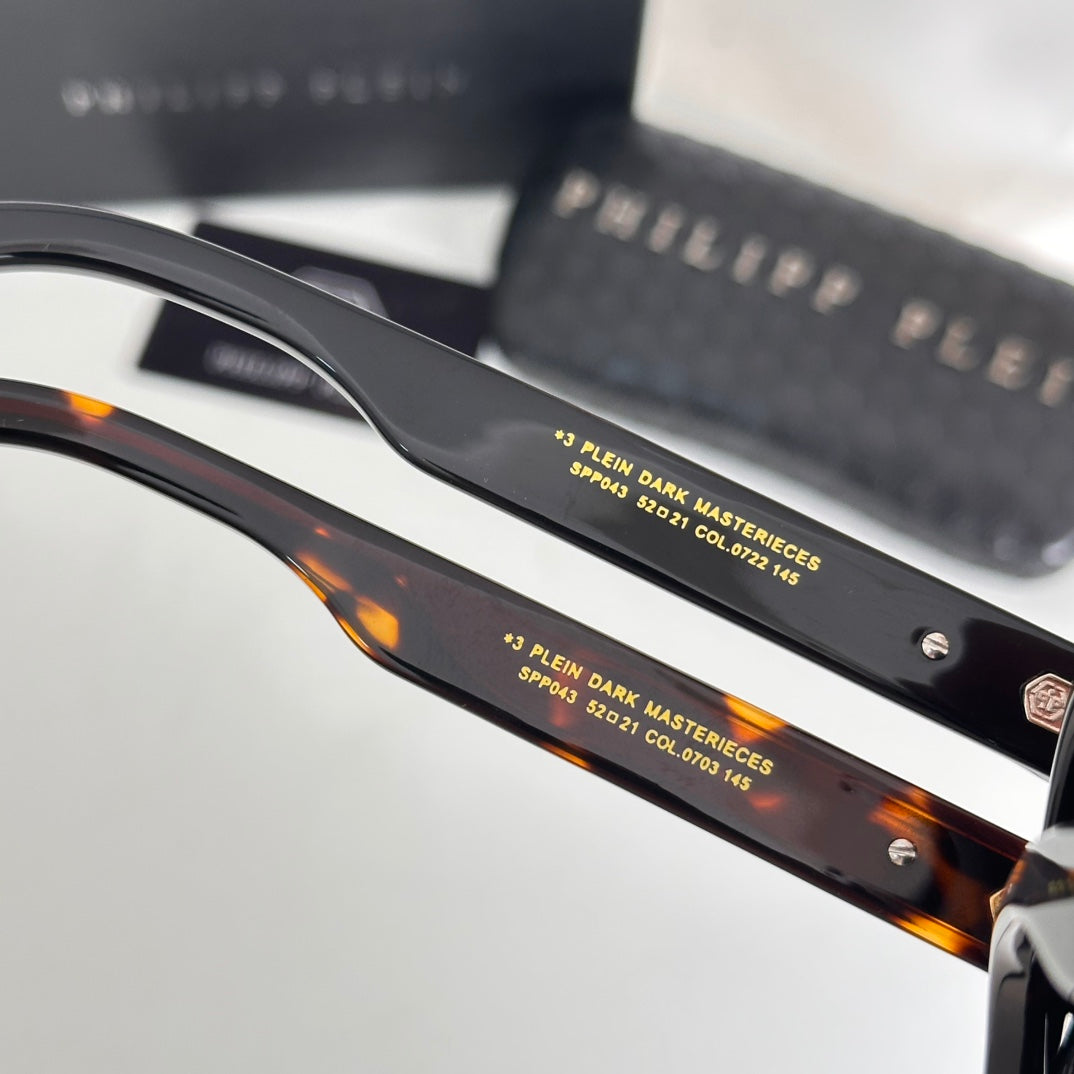 LuxluxHouse Best Quality Glasses Philipp plein