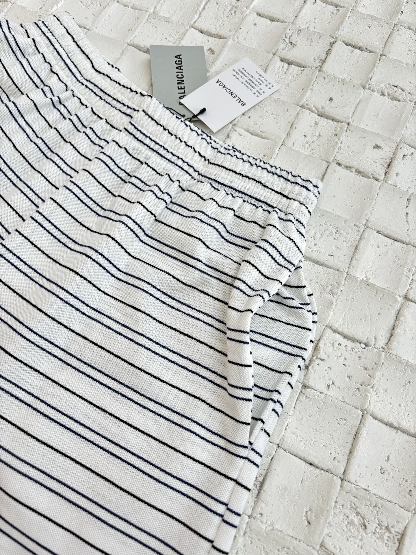 LuxluxHouse Best Quality Clothes Balenciaga Shirts&Polo