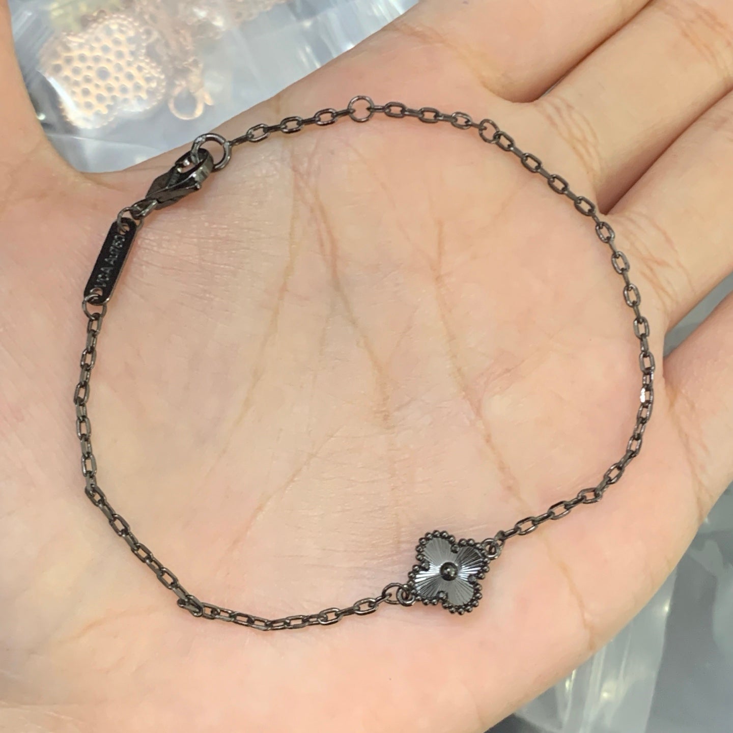 LuxluxHouse Low Price And High Quality Accessories Van Cleef & Arpels
