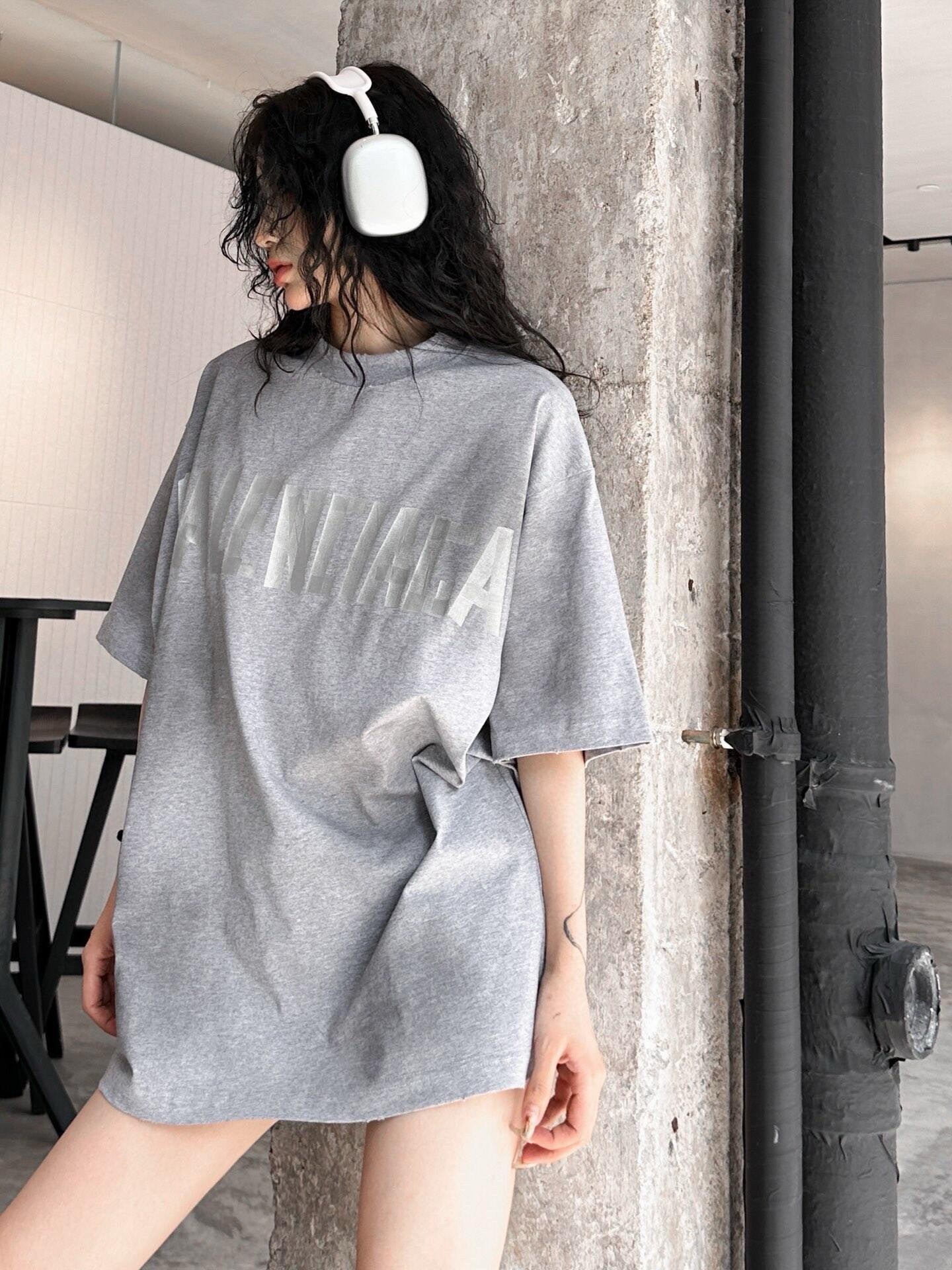 LuxluxHouse Best Quality Clothes Balenciaga T-shirt