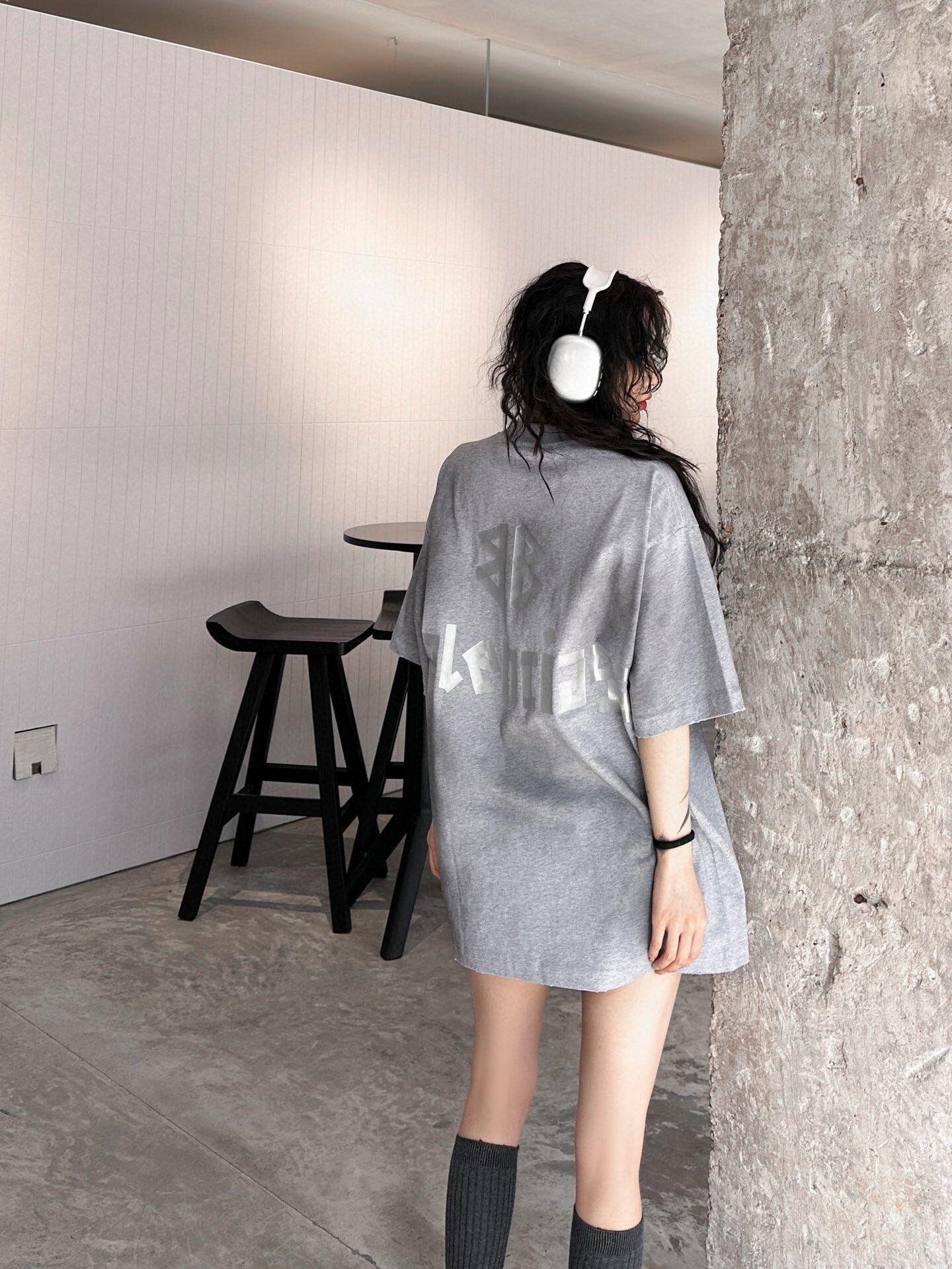 LuxluxHouse Best Quality Clothes Balenciaga T-shirt