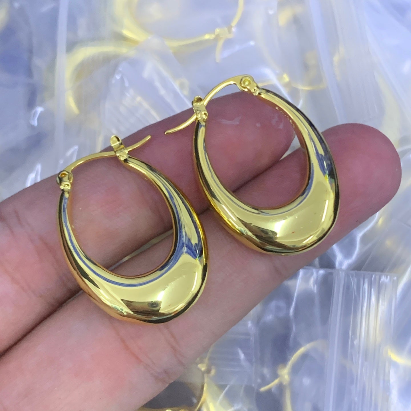 LuxluxHouse Low Price And High Quality Accessories Celine