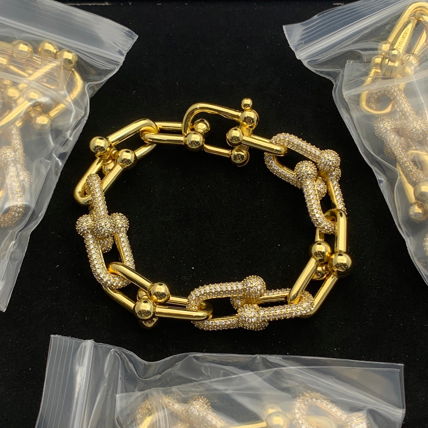 LuxluxHouse Low Price And High Quality Accessories Tiffany