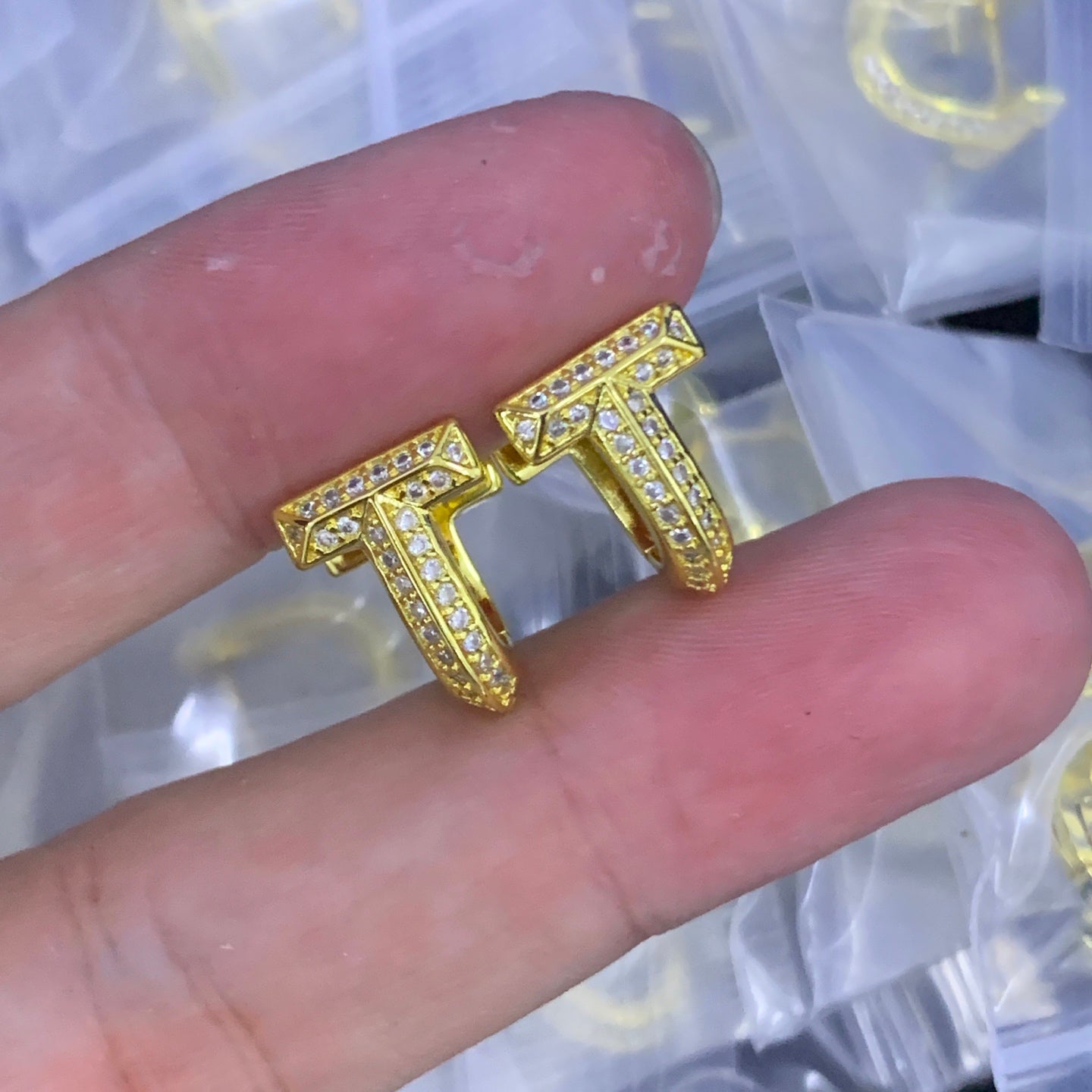 LuxluxHouse Low Price And High Quality Accessories Tiffany