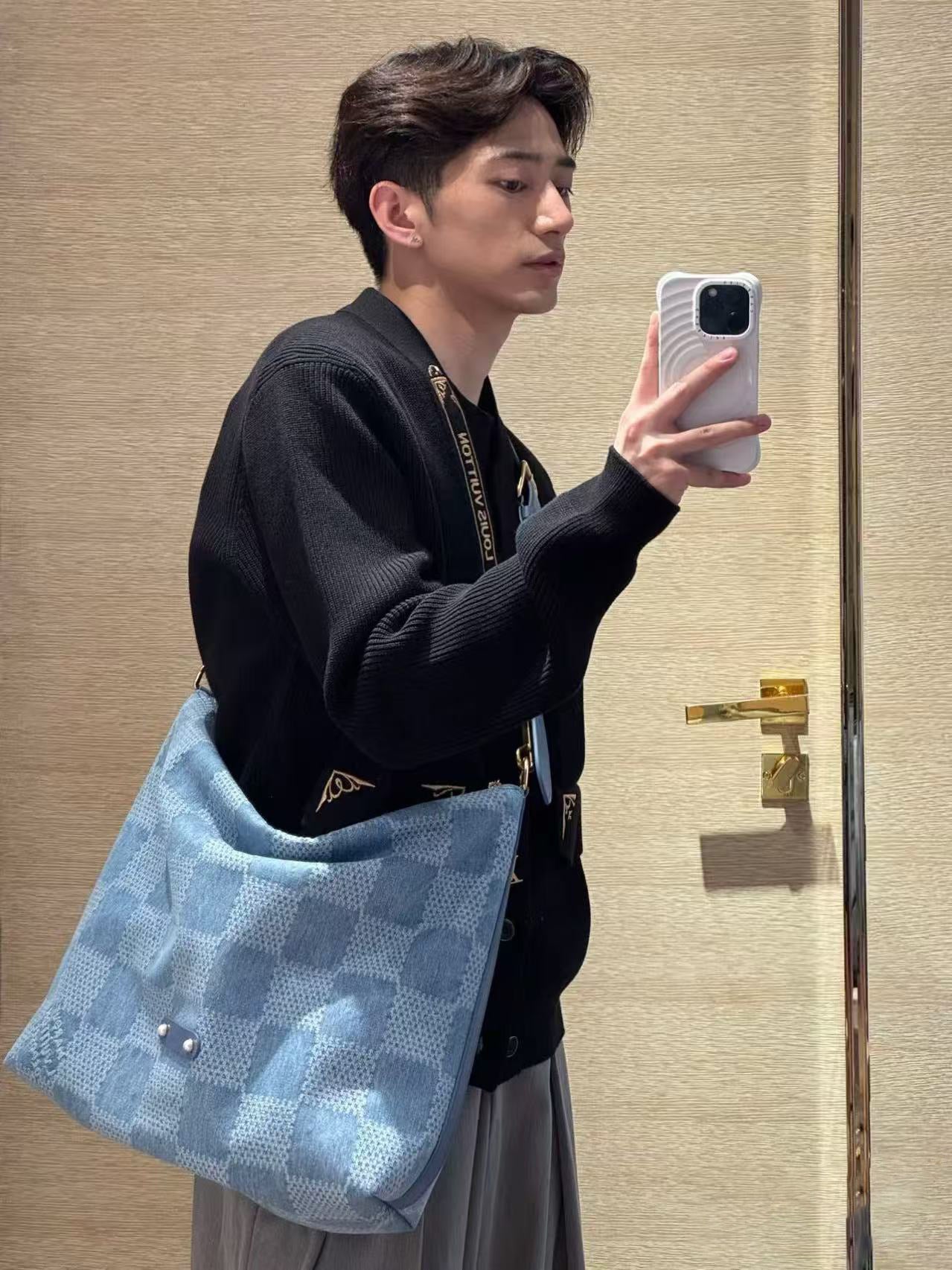 LuxluxHouse Best Quality Clothes Hoodie & Sweater Louis Vuitton