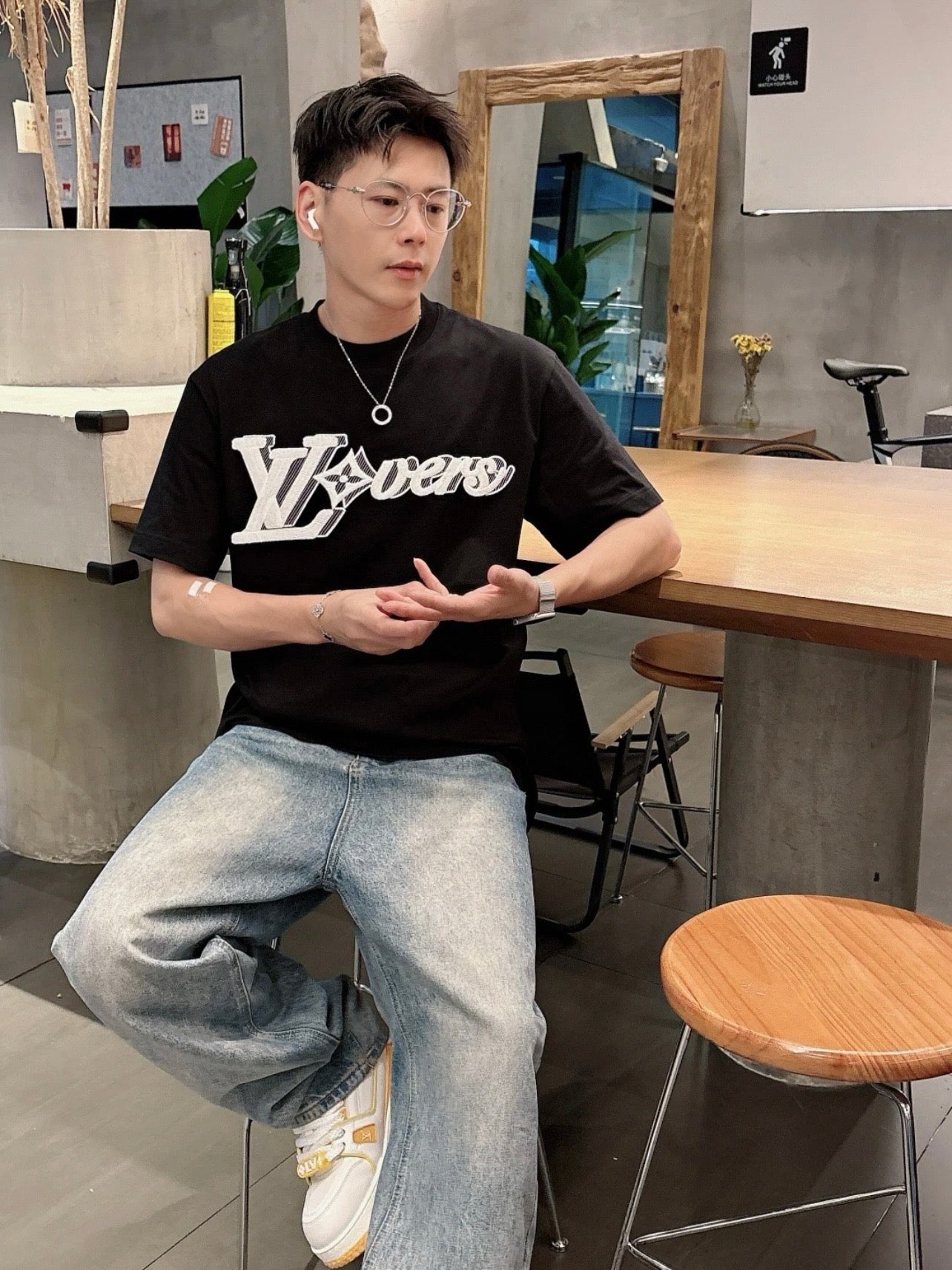 LuxluxHouse Best Quality Clothes T-shirt Louis Vuitton