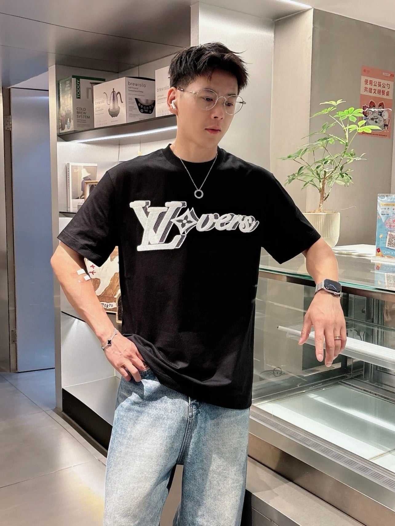 LuxluxHouse Best Quality Clothes T-shirt Louis Vuitton