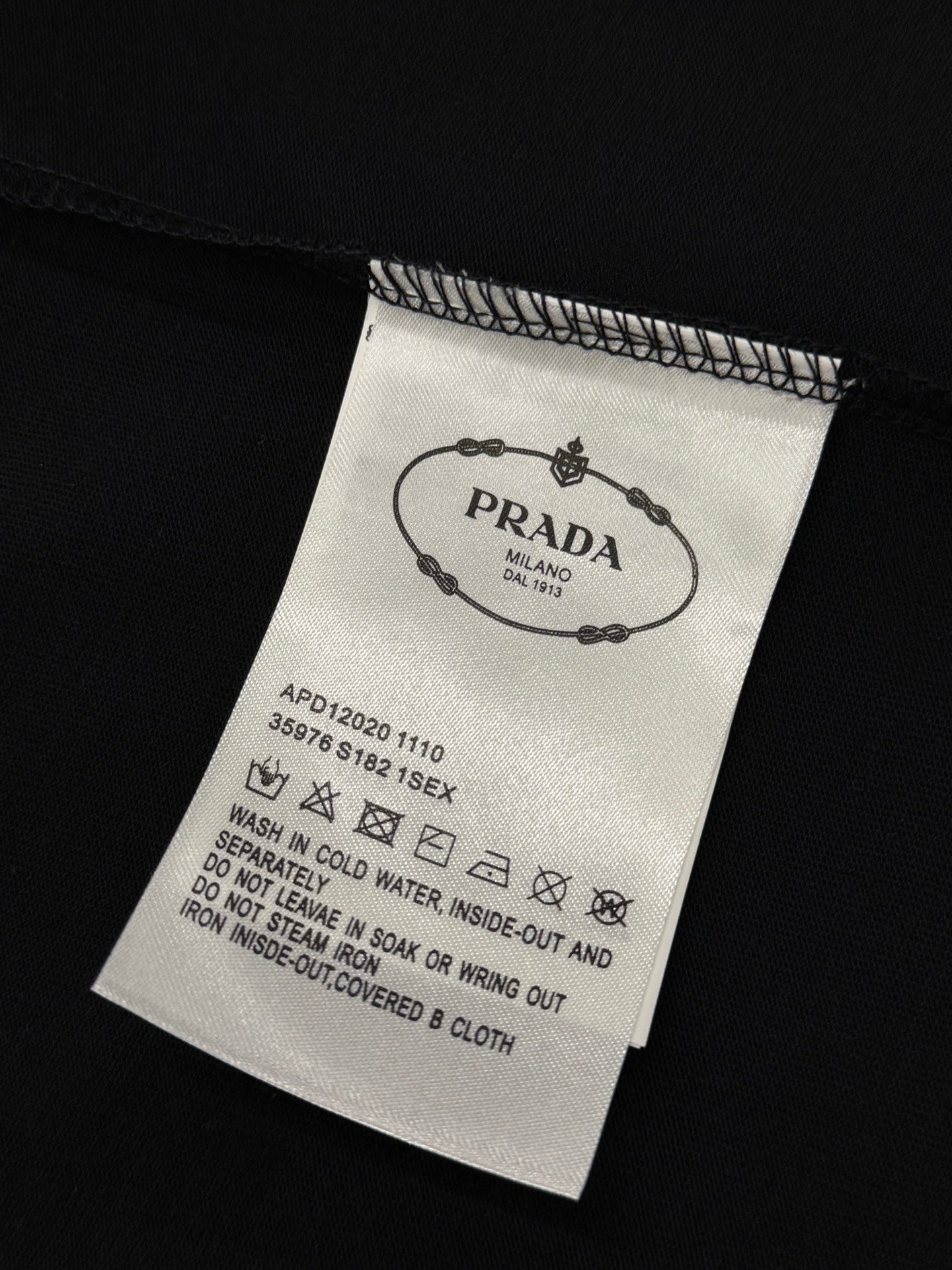 LuxluxHouse Best Quality Clothes T-shirt Prada