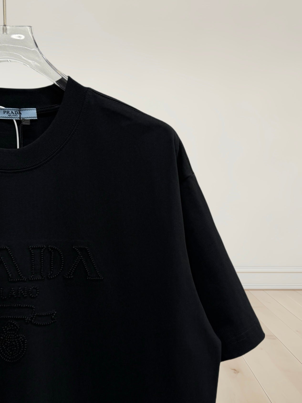 LuxluxHouse Best Quality Clothes T-shirt Prada