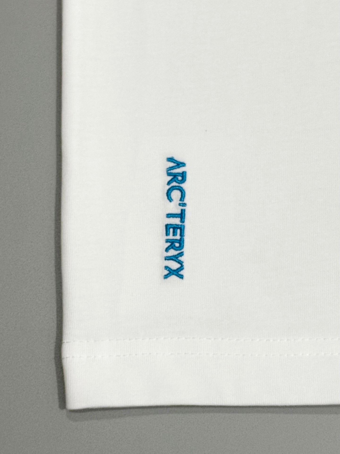 LuxluxHouse Best Quality Clothes T-shirt Arcteryx