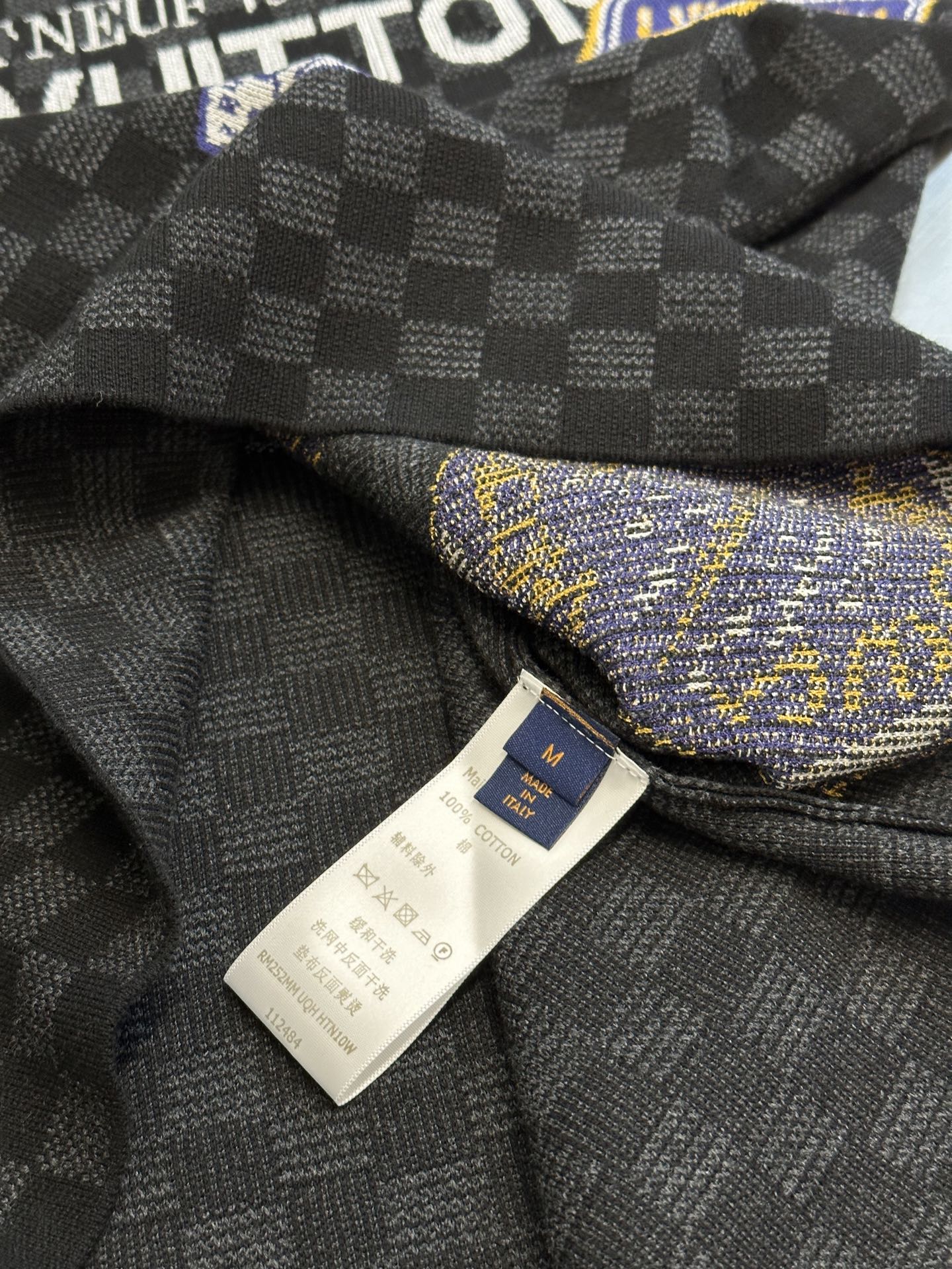 LuxluxHouse Best Quality Clothes T-shirt Louis Vuitton