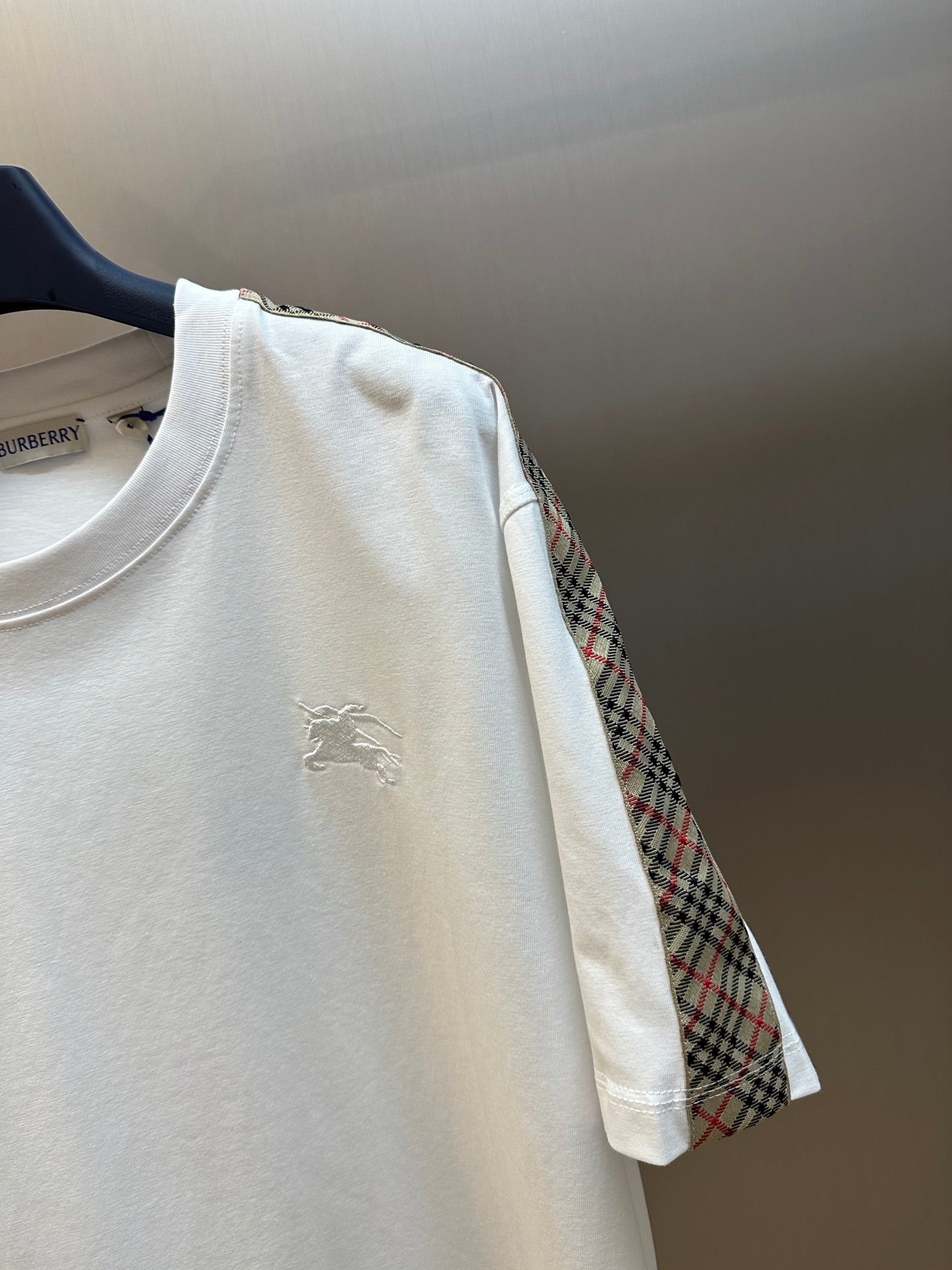 LuxluxHouse Best Quality Clothes Burberry T-shirt