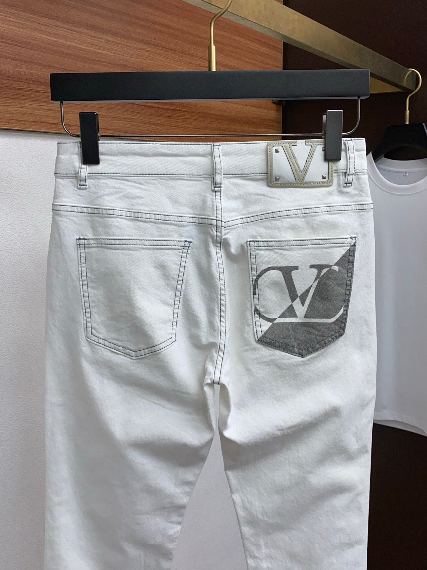 LuxluxHouse Best Quality Clothes Valentino Pants