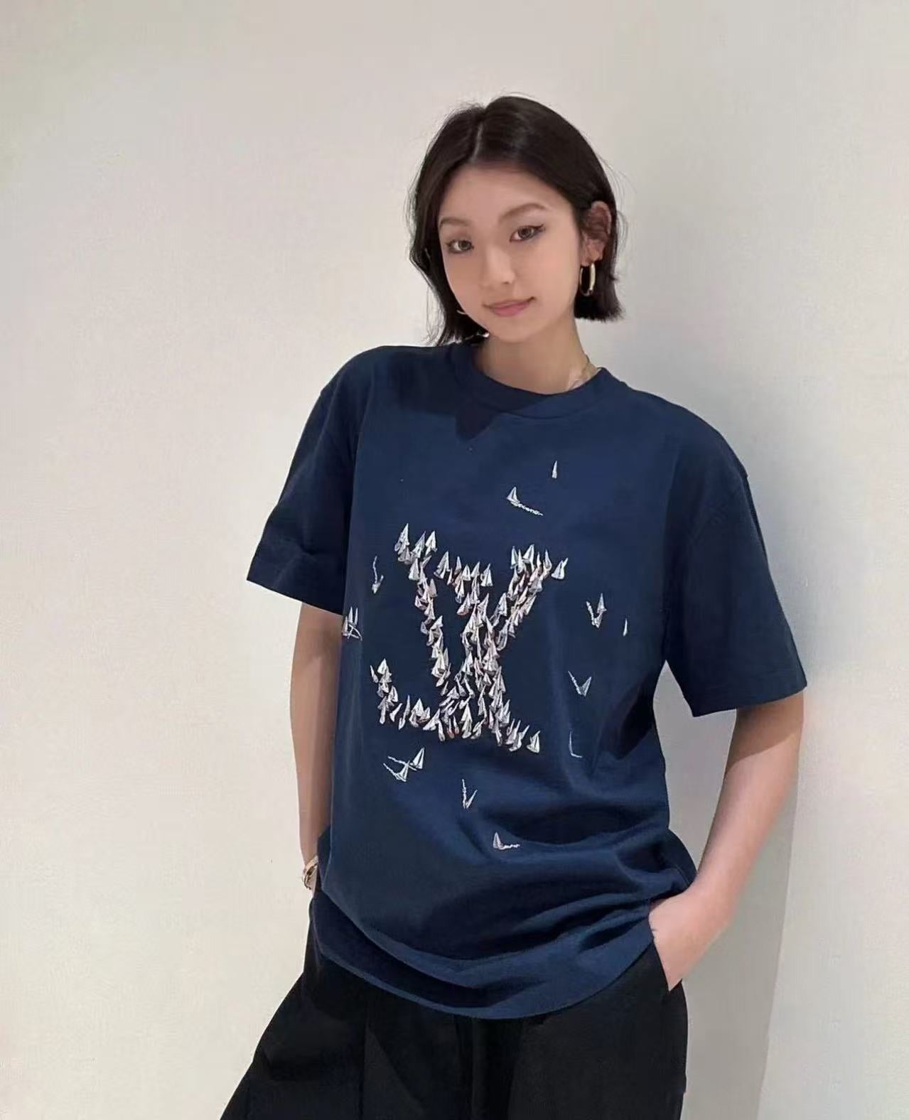 LuxluxHouse Best Quality Clothes T-shirt Louis Vuitton