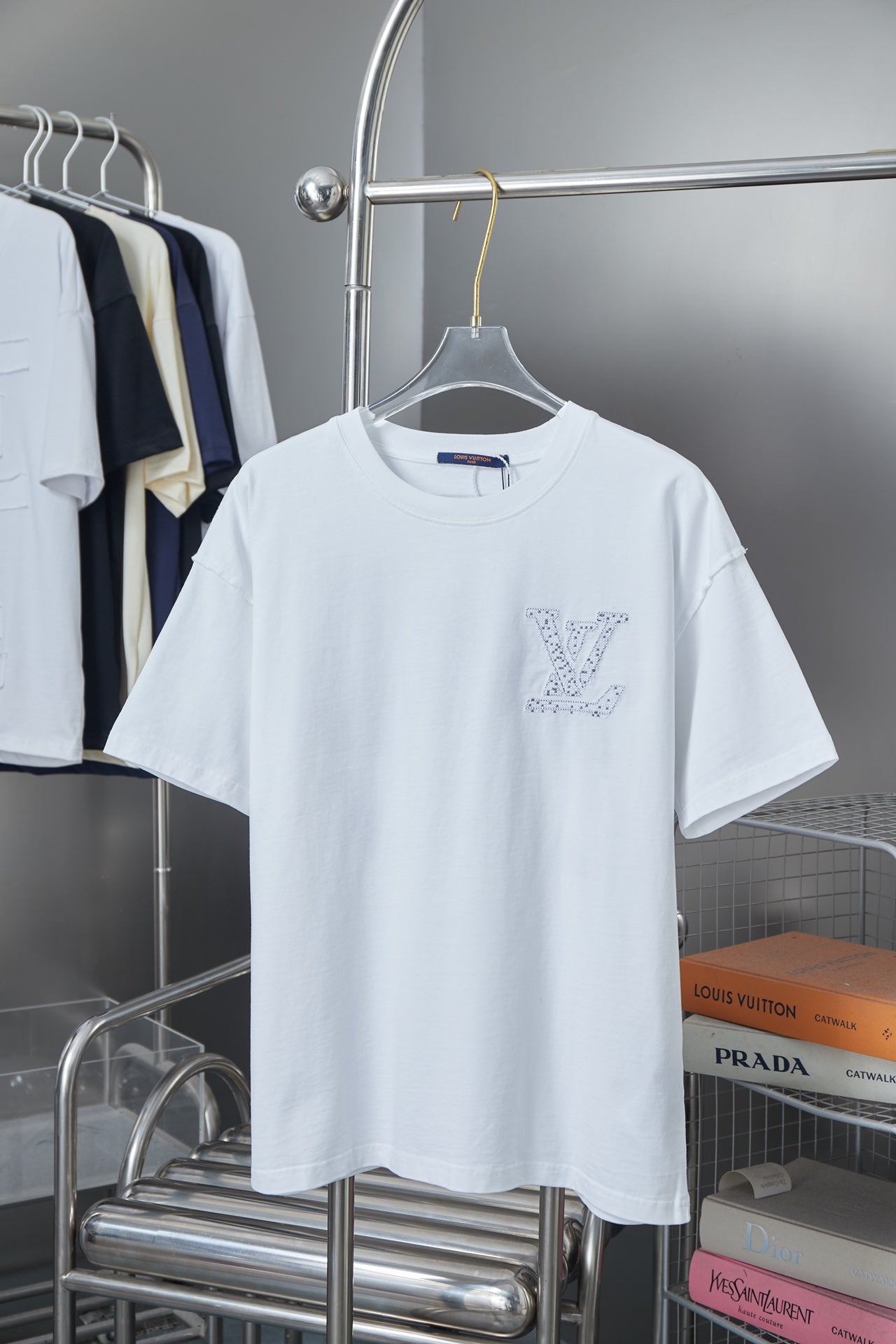 LuxluxHouse Best Quality Clothes T-shirt Louis Vuitton