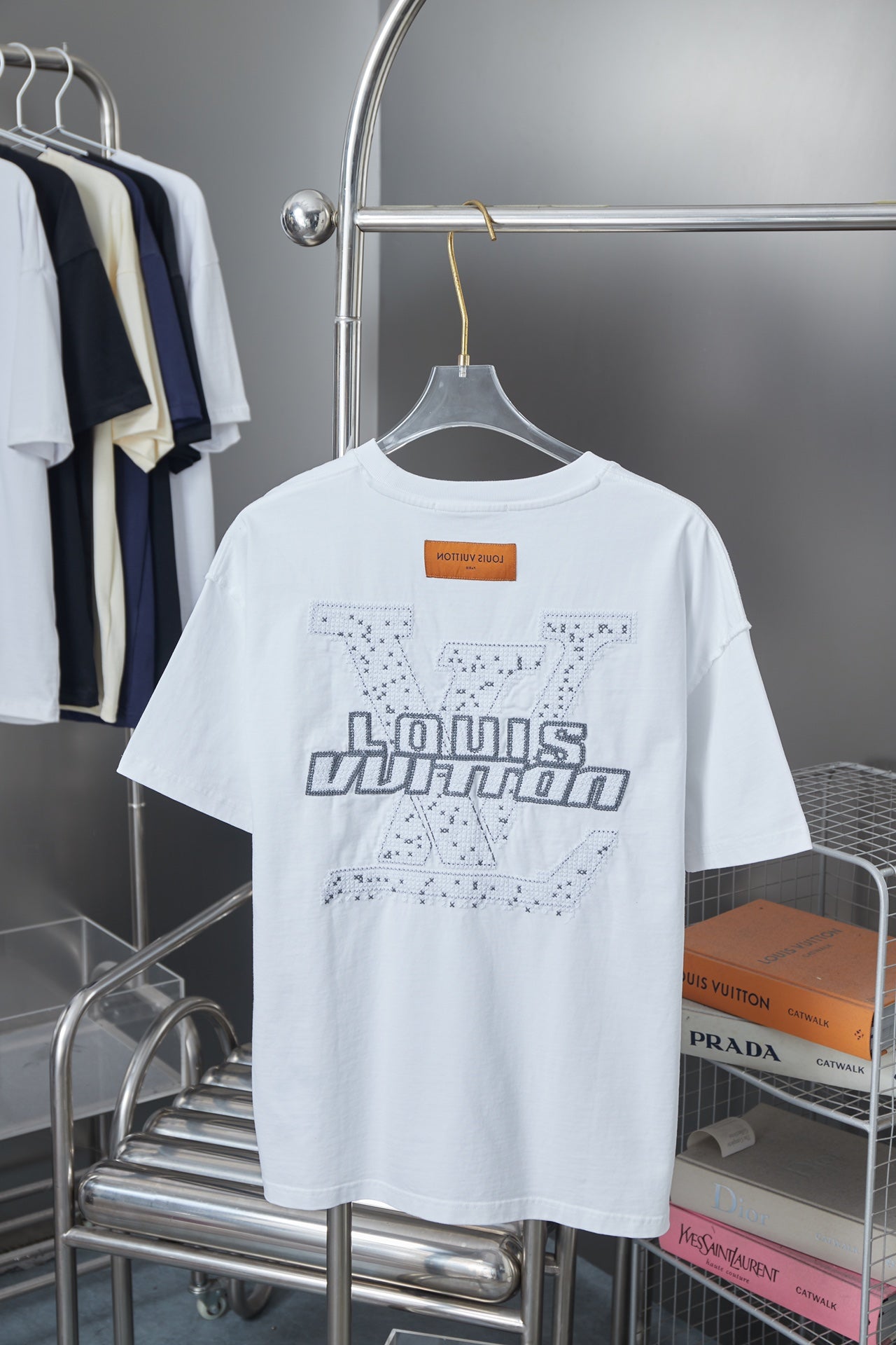 LuxluxHouse Best Quality Clothes T-shirt Louis Vuitton