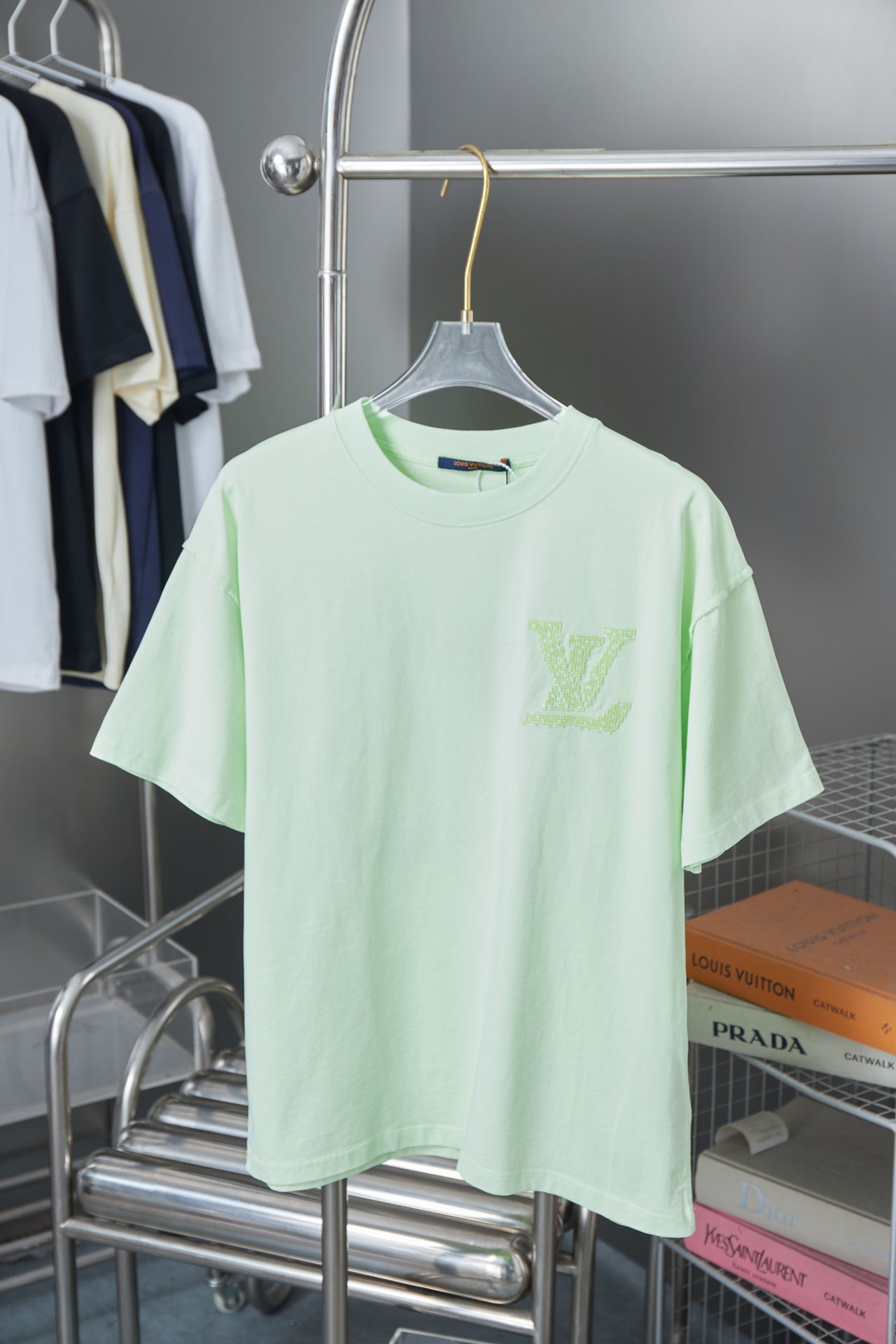 LuxluxHouse Best Quality Clothes T-shirt Louis Vuitton
