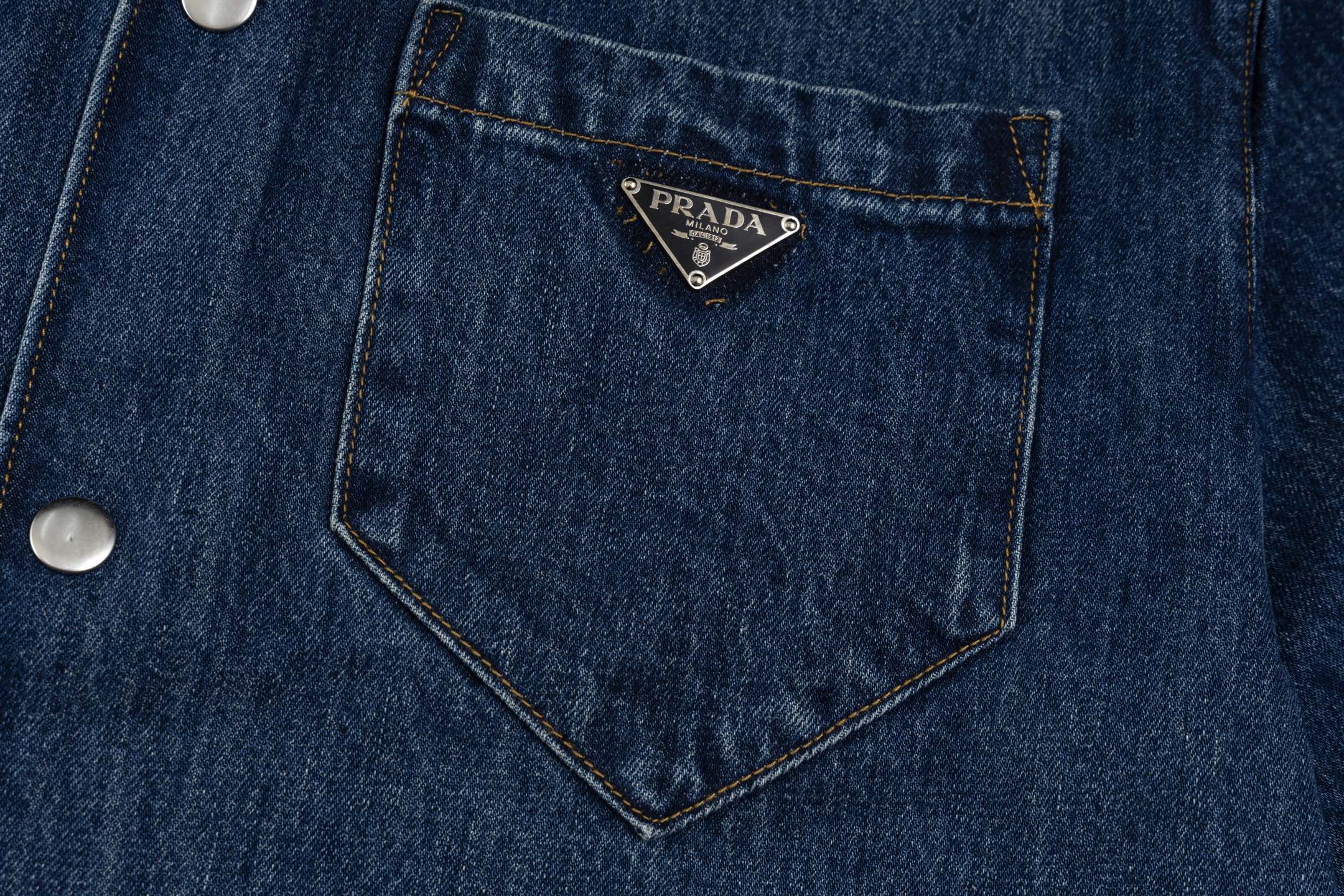 LuxluxHouse Best Quality Clothes Shirts&Polo Prada