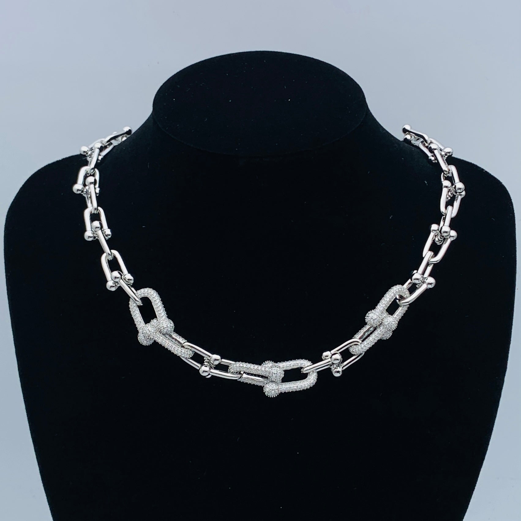 LuxluxHouse Low Price And High Quality Accessories Tiffany