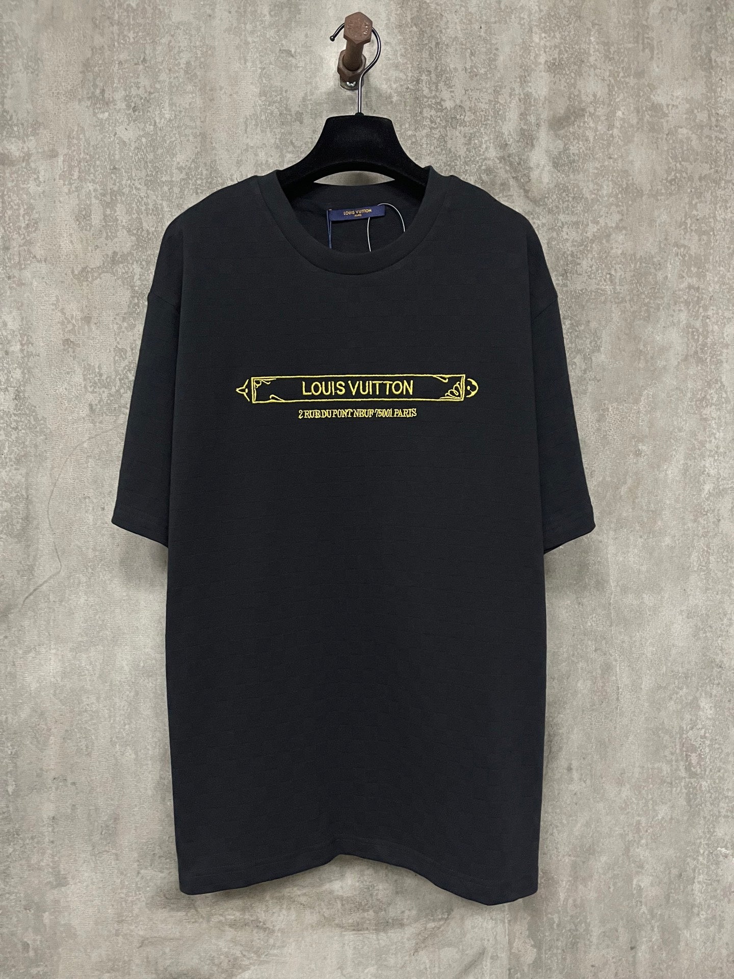 LuxluxHouse Best Quality Clothes T-shirt Louis Vuitton