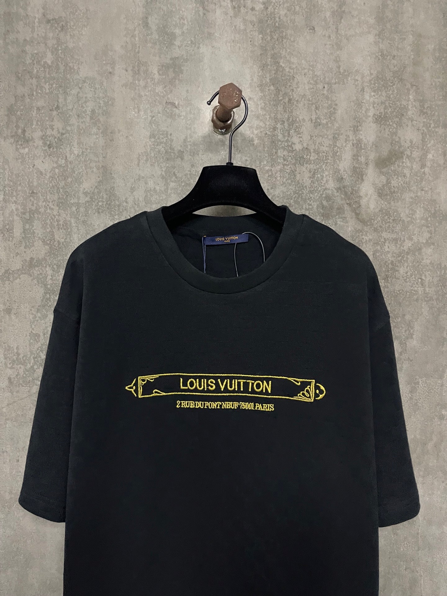 LuxluxHouse Best Quality Clothes T-shirt Louis Vuitton