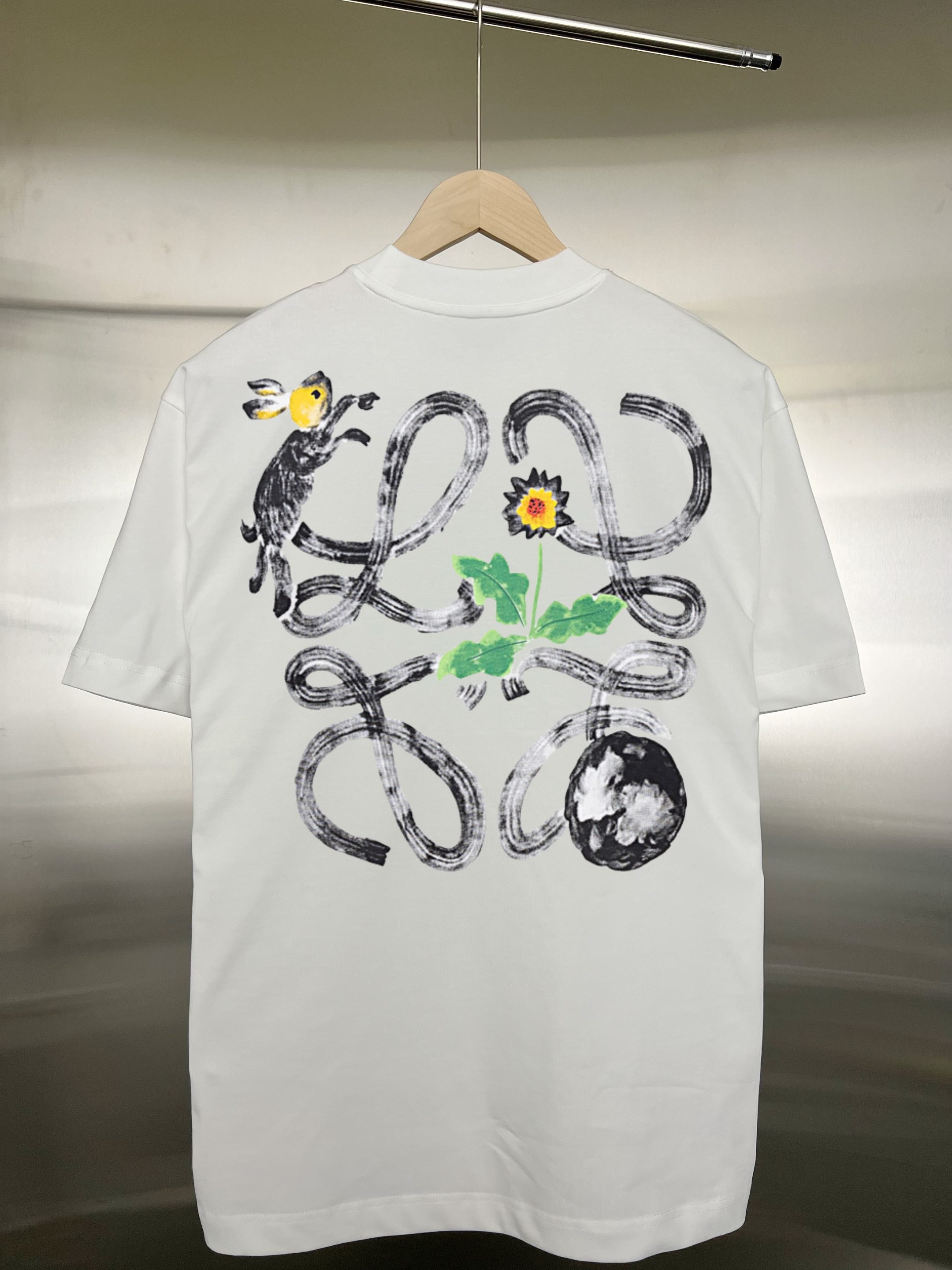 LuxluxHouse Best Quality Clothes T-shirt Loewe