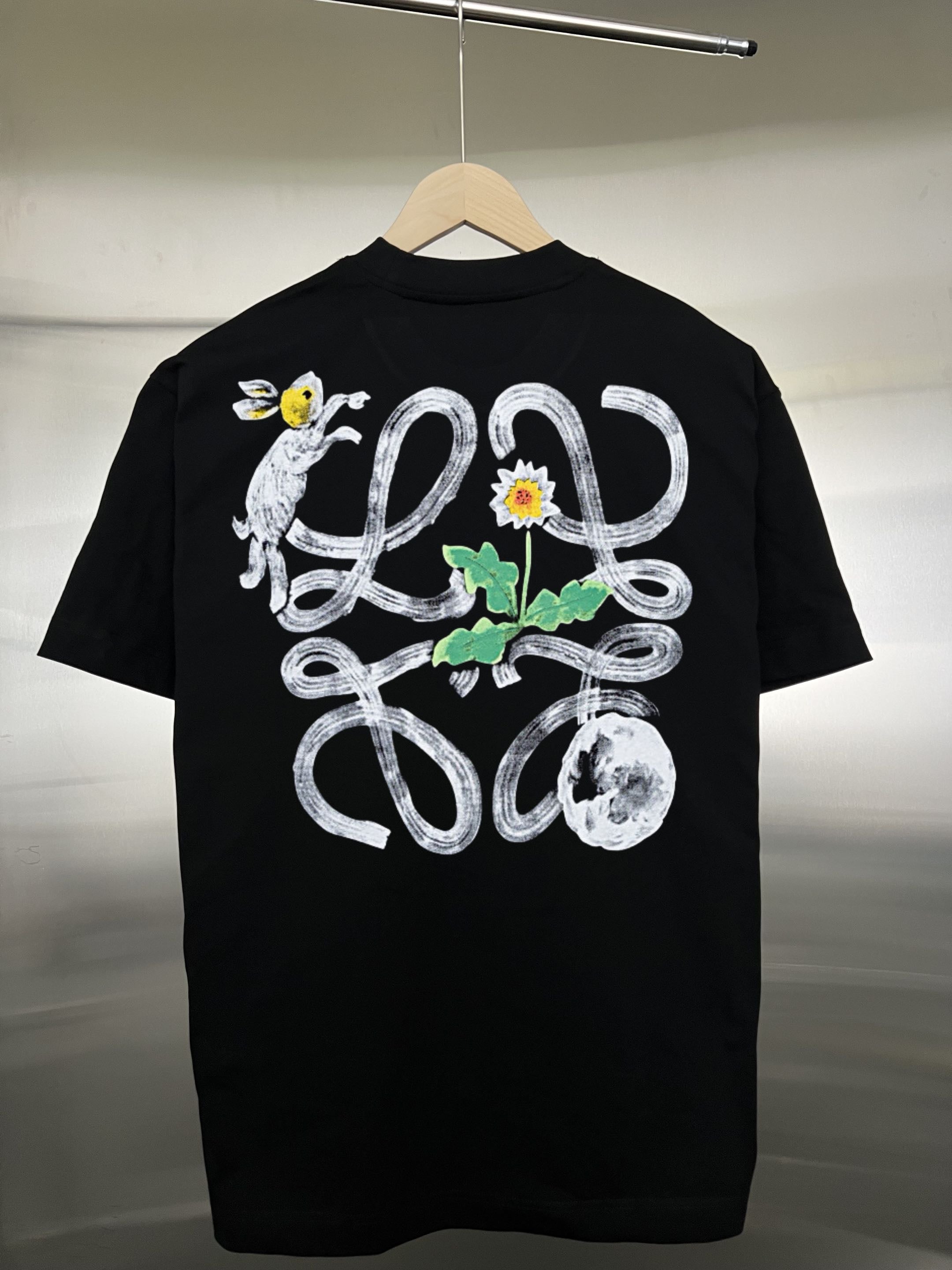 LuxluxHouse Best Quality Clothes T-shirt Loewe