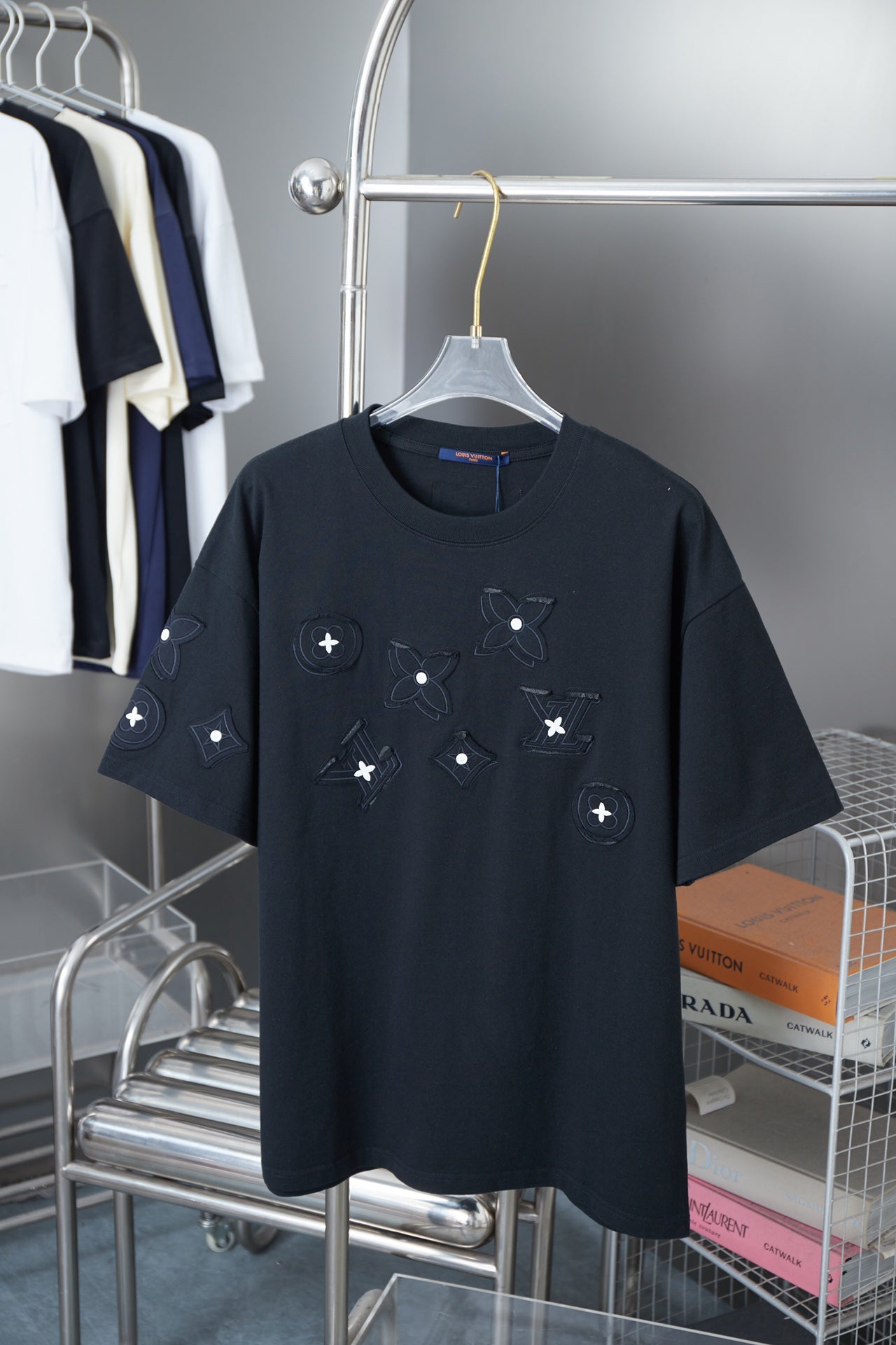 LuxluxHouse Best Quality Clothes T-shirt Louis Vuitton
