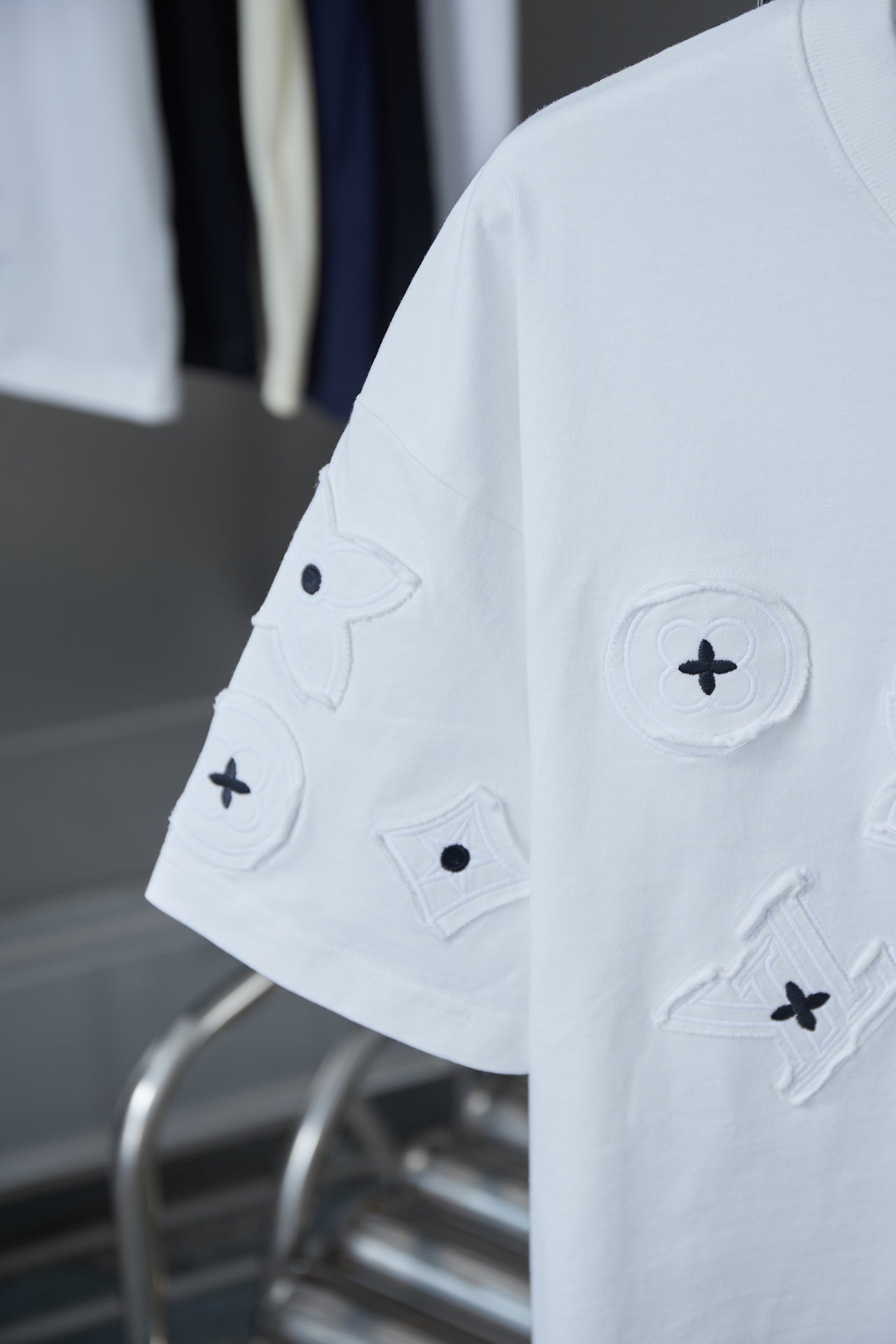 LuxluxHouse Best Quality Clothes T-shirt Louis Vuitton