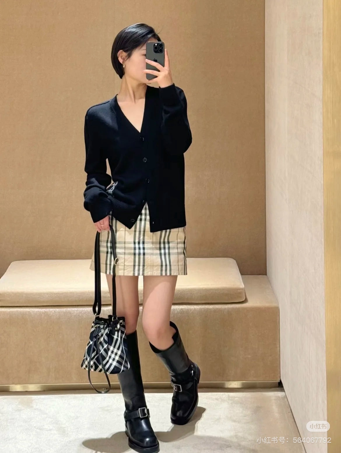 LuxluxHouse Best Quality Clothes Burberry Hoodie & Sweater