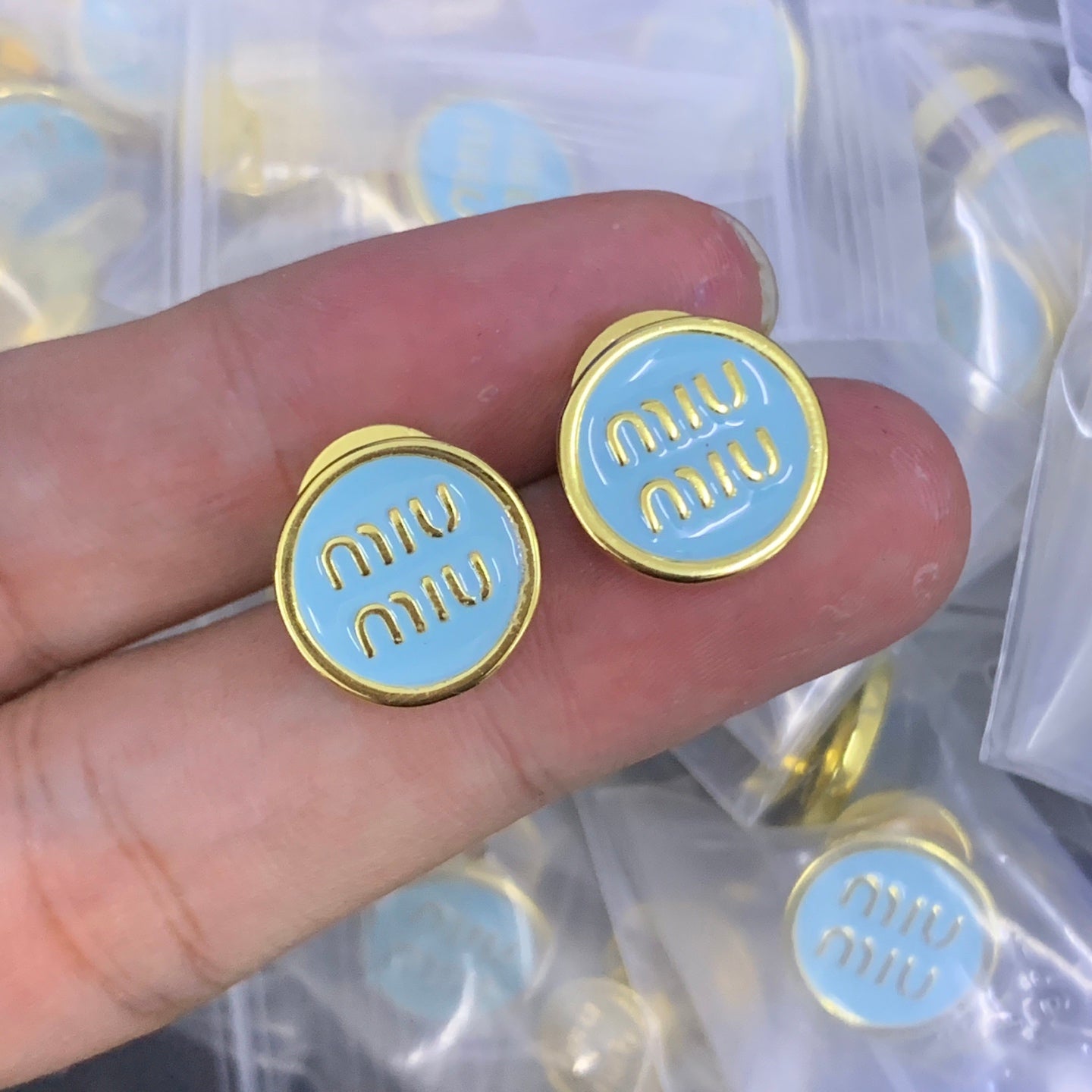 LuxluxHouse Low Price And High Quality Accessories Miu Miu