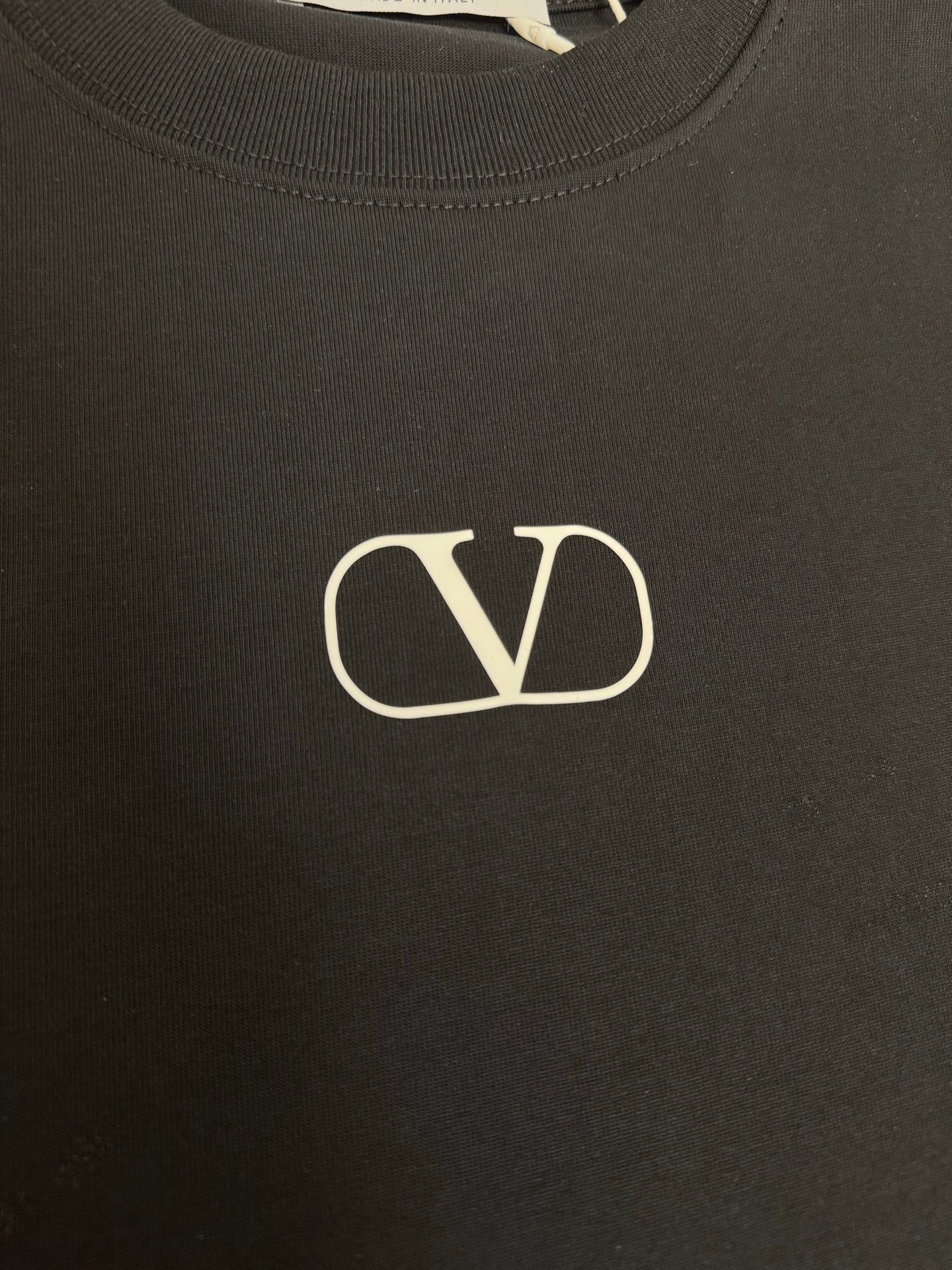LuxluxHouse Best Quality Clothes Valentino T-shirt