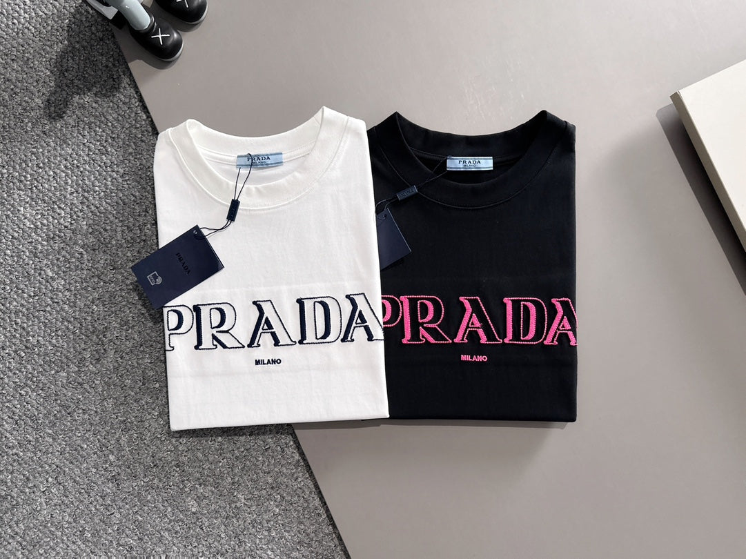 LuxluxHouse Best Quality Clothes T-shirt Prada