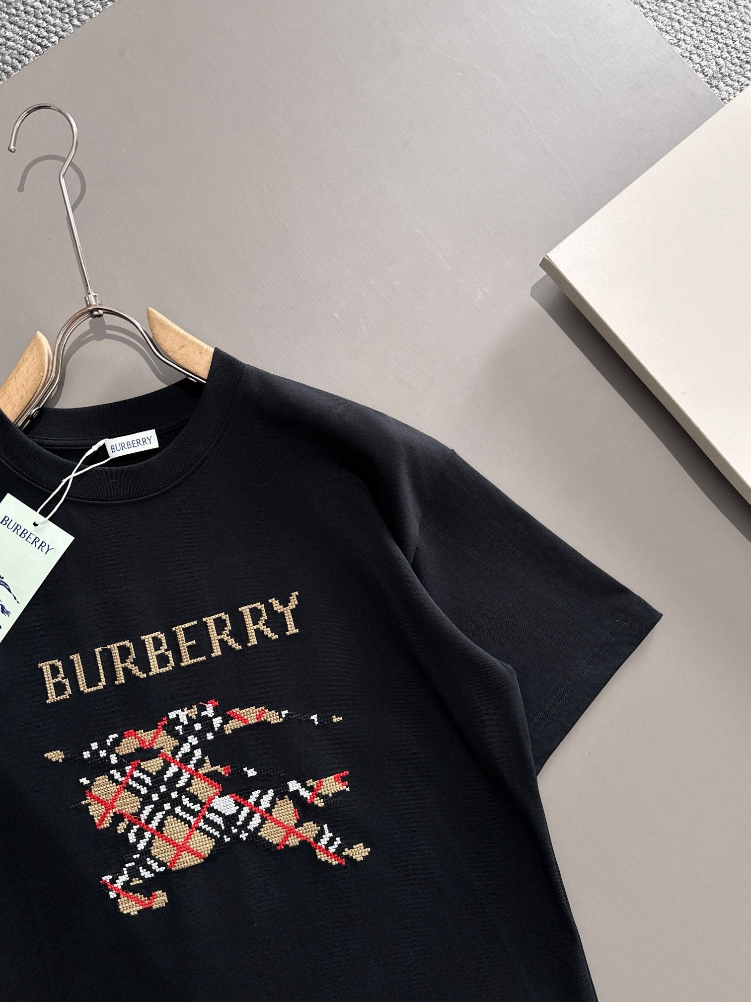 LuxluxHouse Best Quality Clothes Burberry T-shirt