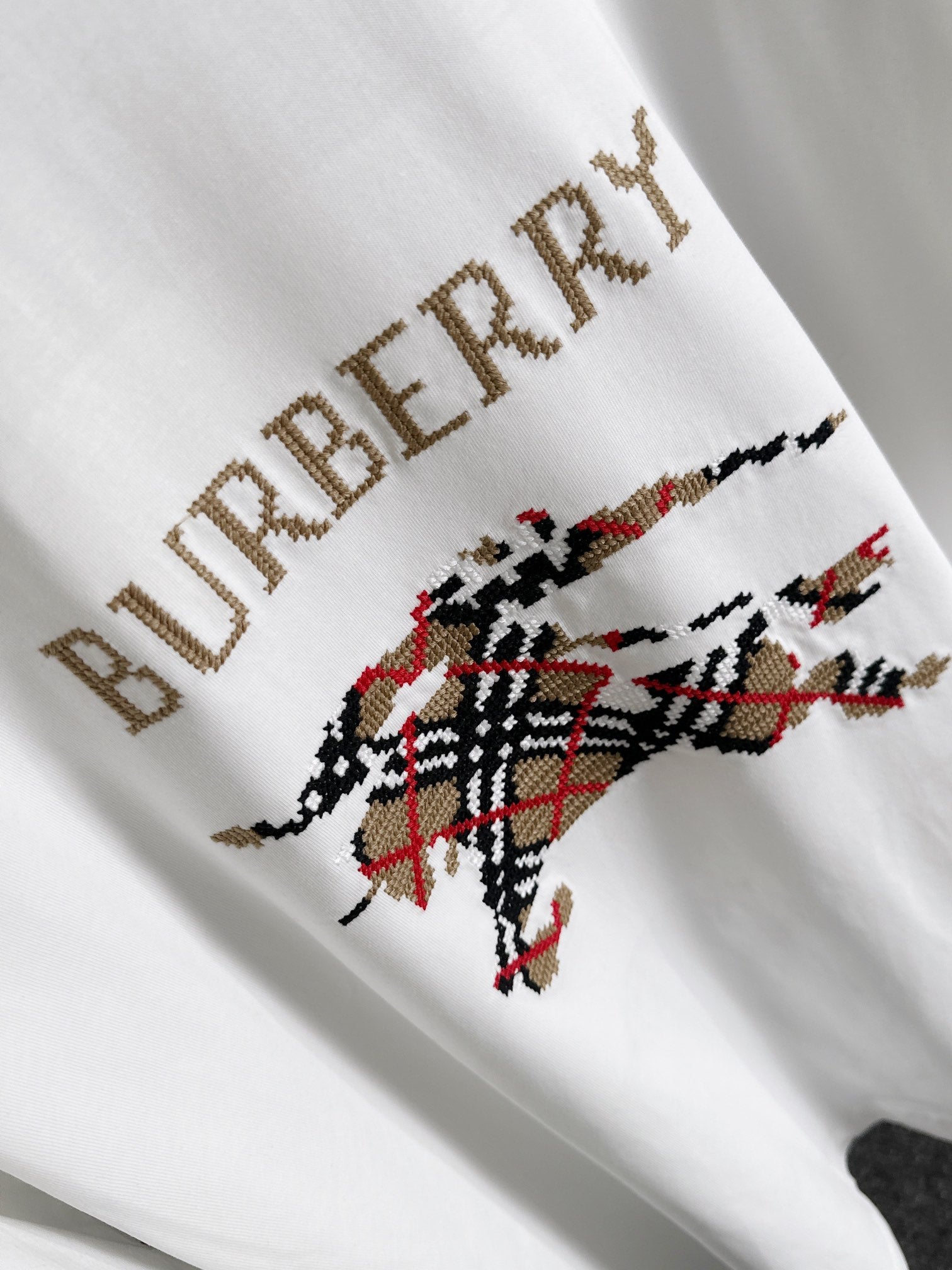 LuxluxHouse Best Quality Clothes Burberry T-shirt