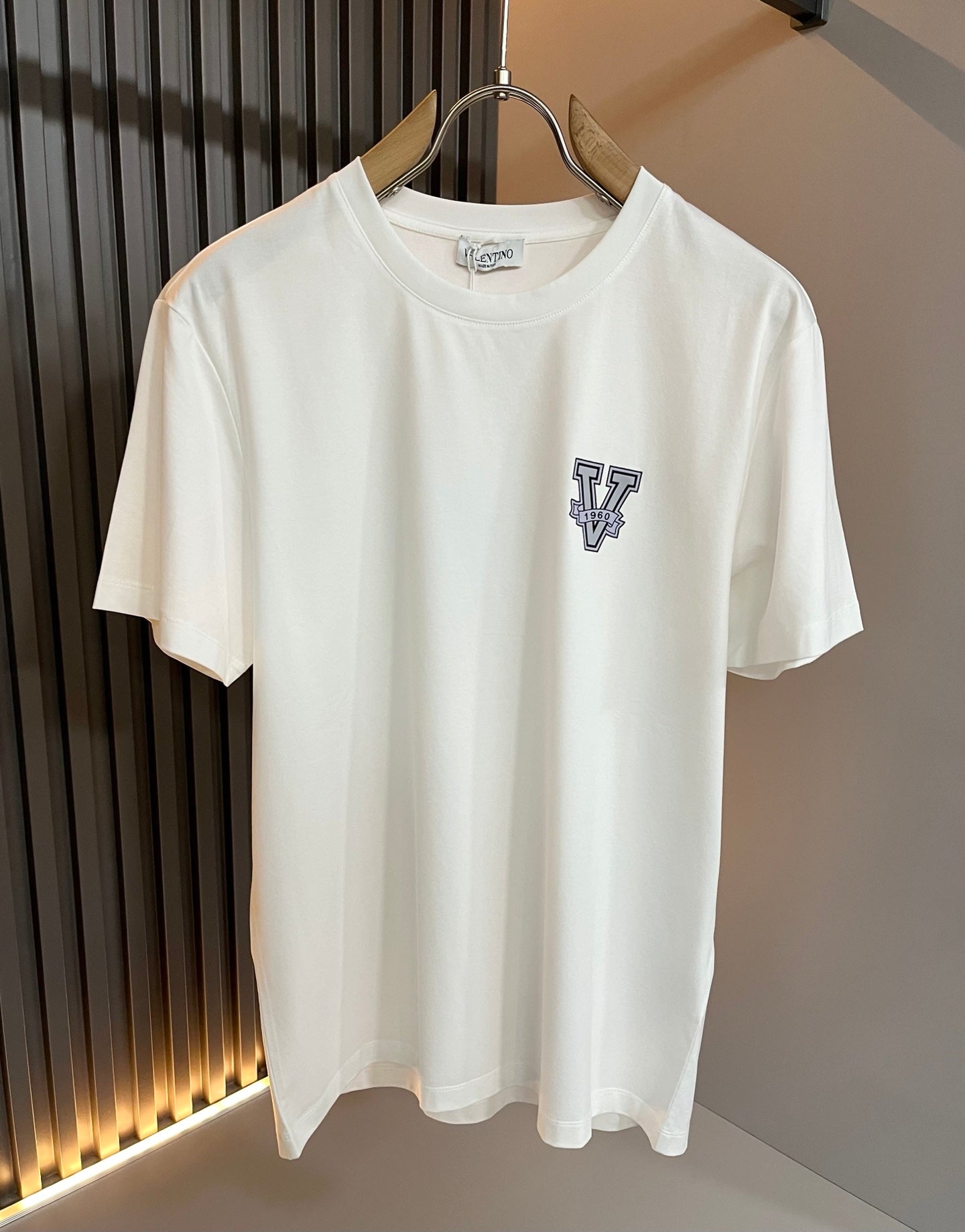 LuxluxHouse Best Quality Clothes Valentino T-shirt